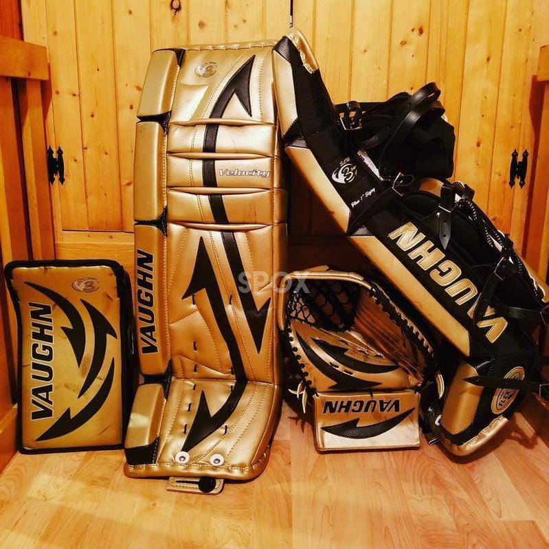 Vaughn Velocity V3 Goalie Full Set – Senior 34+1 | Gold & Black