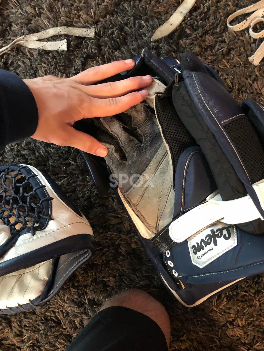 University of Michigan β Pro Return CCM Premier Goalie Set (35+1)