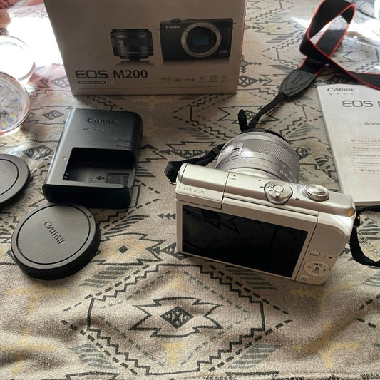 🍇 ₊˚💜 Canon EOS M200 24.1MP Mirrorless Camera with 4K Video 🍥 🎀📷