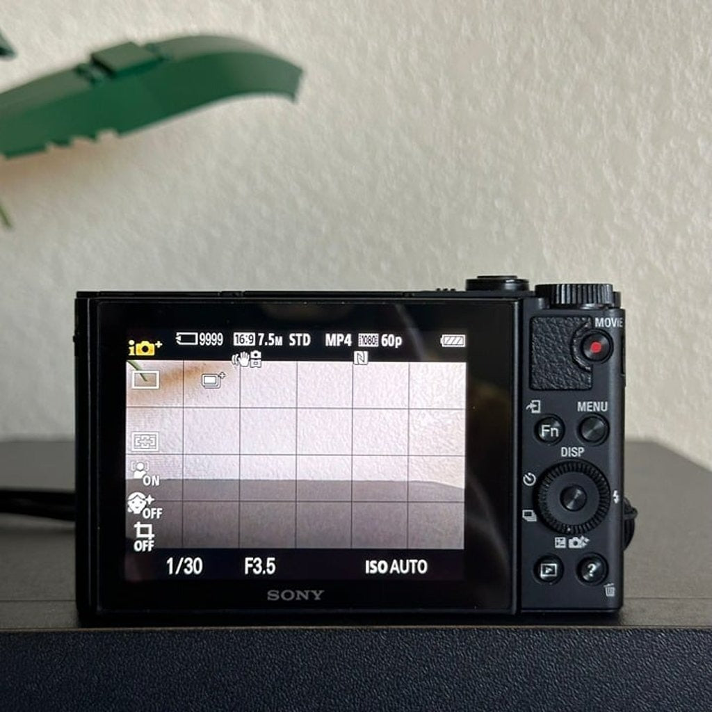 Used Sony Cyber-shot DSC-HX80 | 18.2MP - Black πΈβ¨