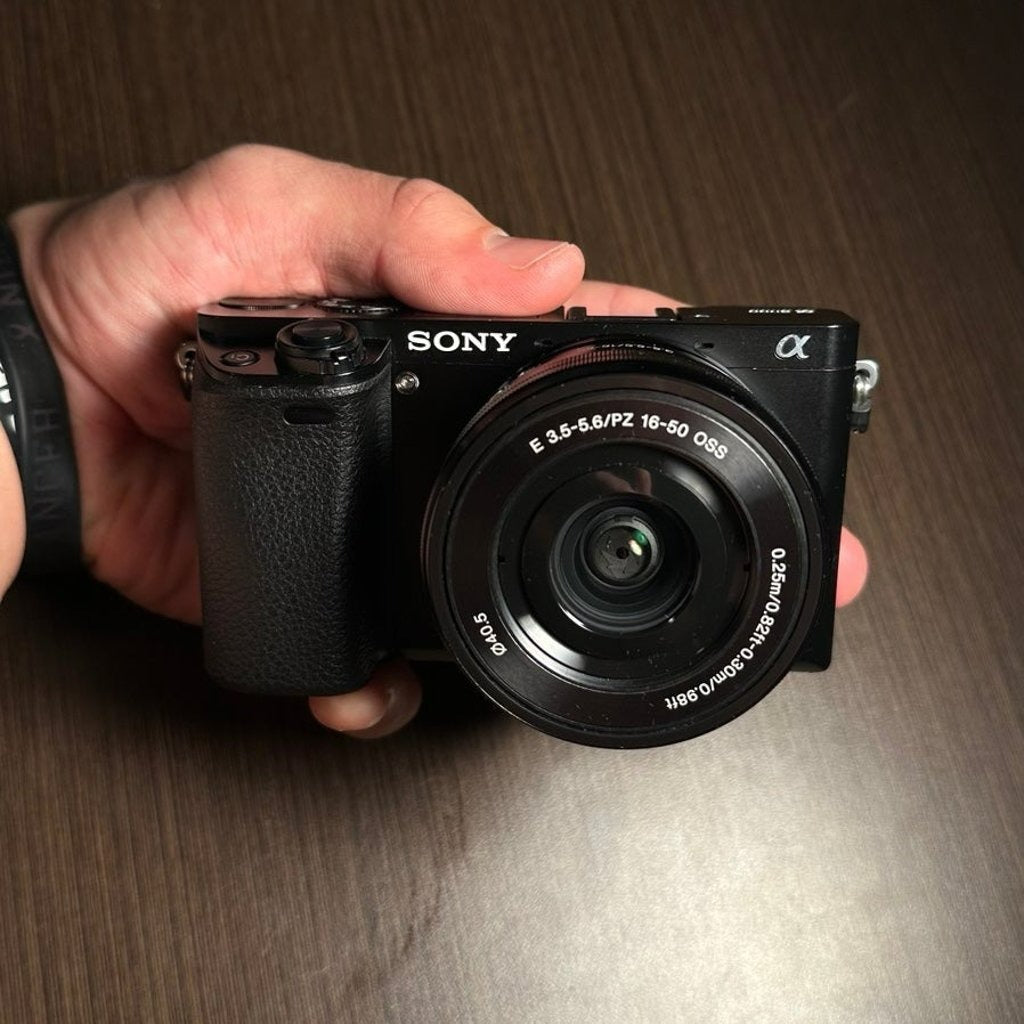Used πβΛπ Sony Alpha a6000 Mirrorless Camera with 16-50mm Retractable Lens π₯ππ·