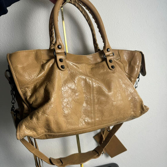 Preowned Authentic Balenciaga city bag✨🔥
