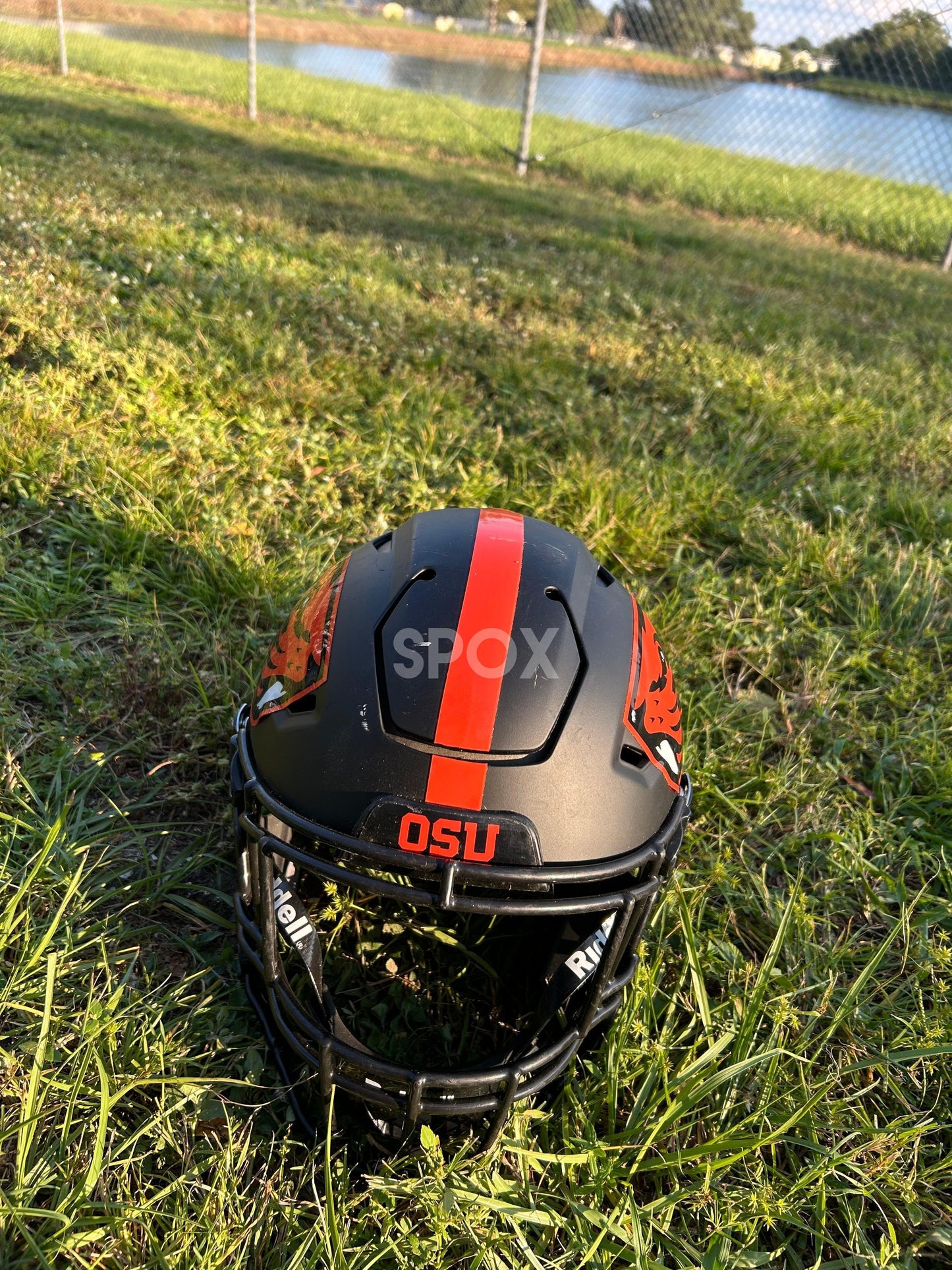 Riddell SpeedFlex Helmet – Oregon Beavers | Adult Extra Large (Used, Excellent Condition)