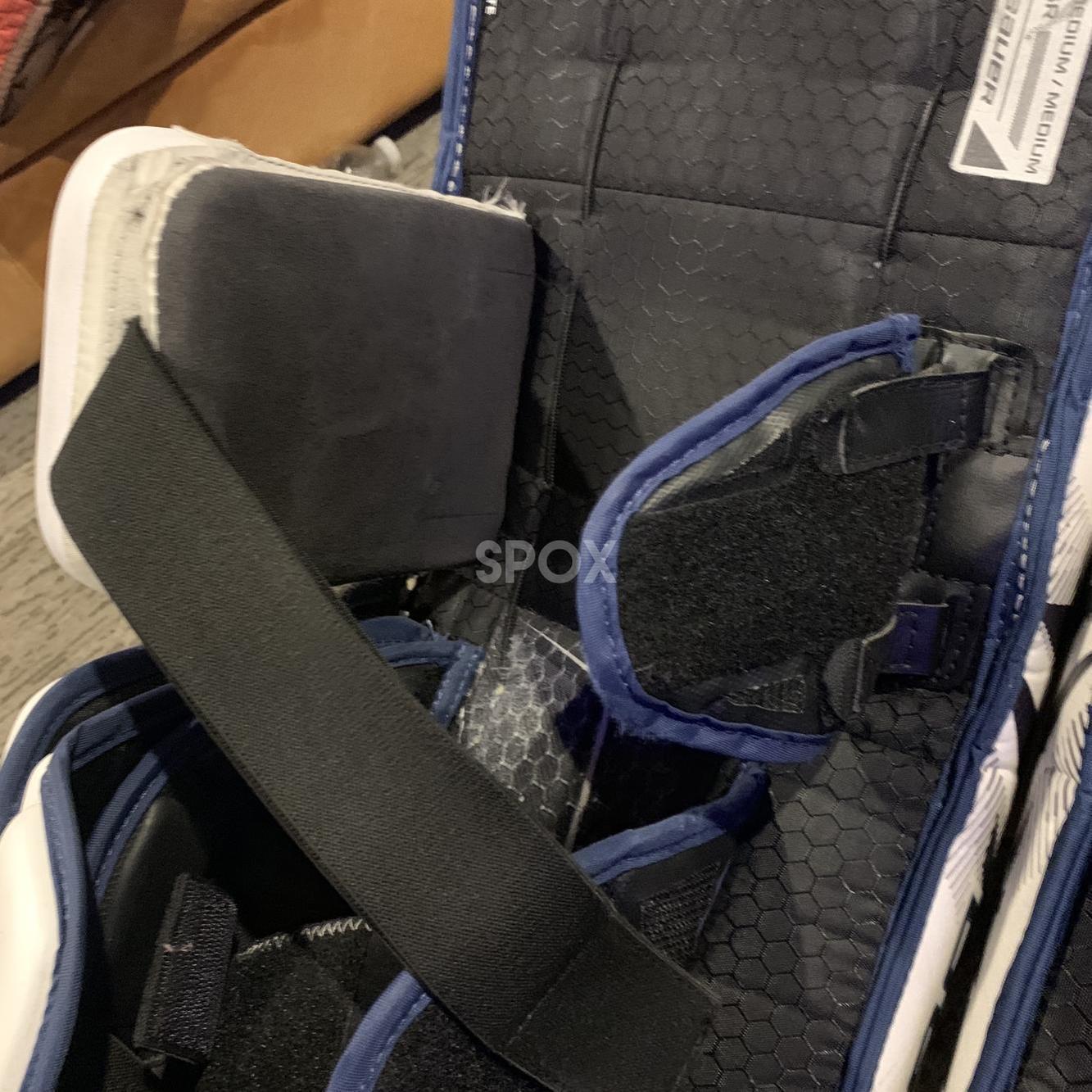 Lightly Used Bauer Supreme 2S Pro Goalie Leg Pads – Size Medium (34”) | Excellent Condition