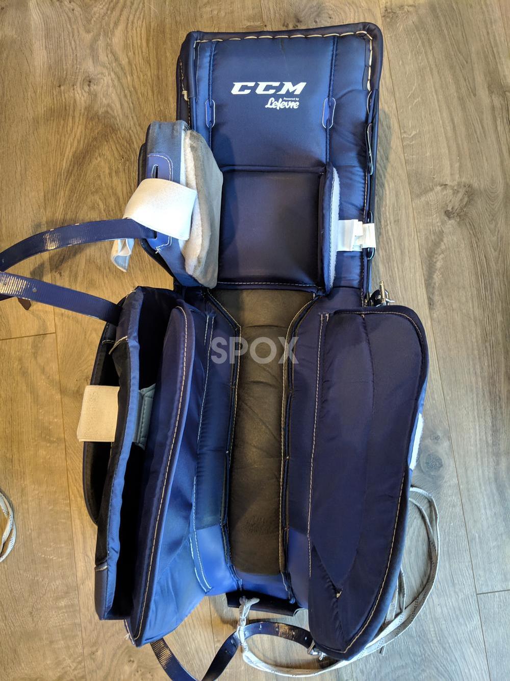 CCM Extreme Flex III Goalie Pads – Senior 32" | Regular Hand | Blue