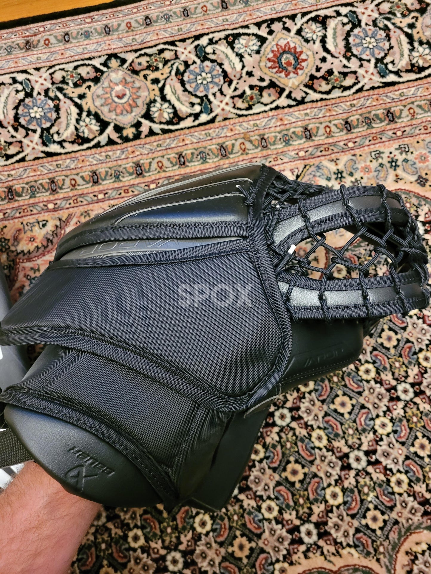 Used 33" True Catalyst 9X3 &amp; Bauer Hyperlite2 Goalie Full Set – Senior Regular Hand | Black