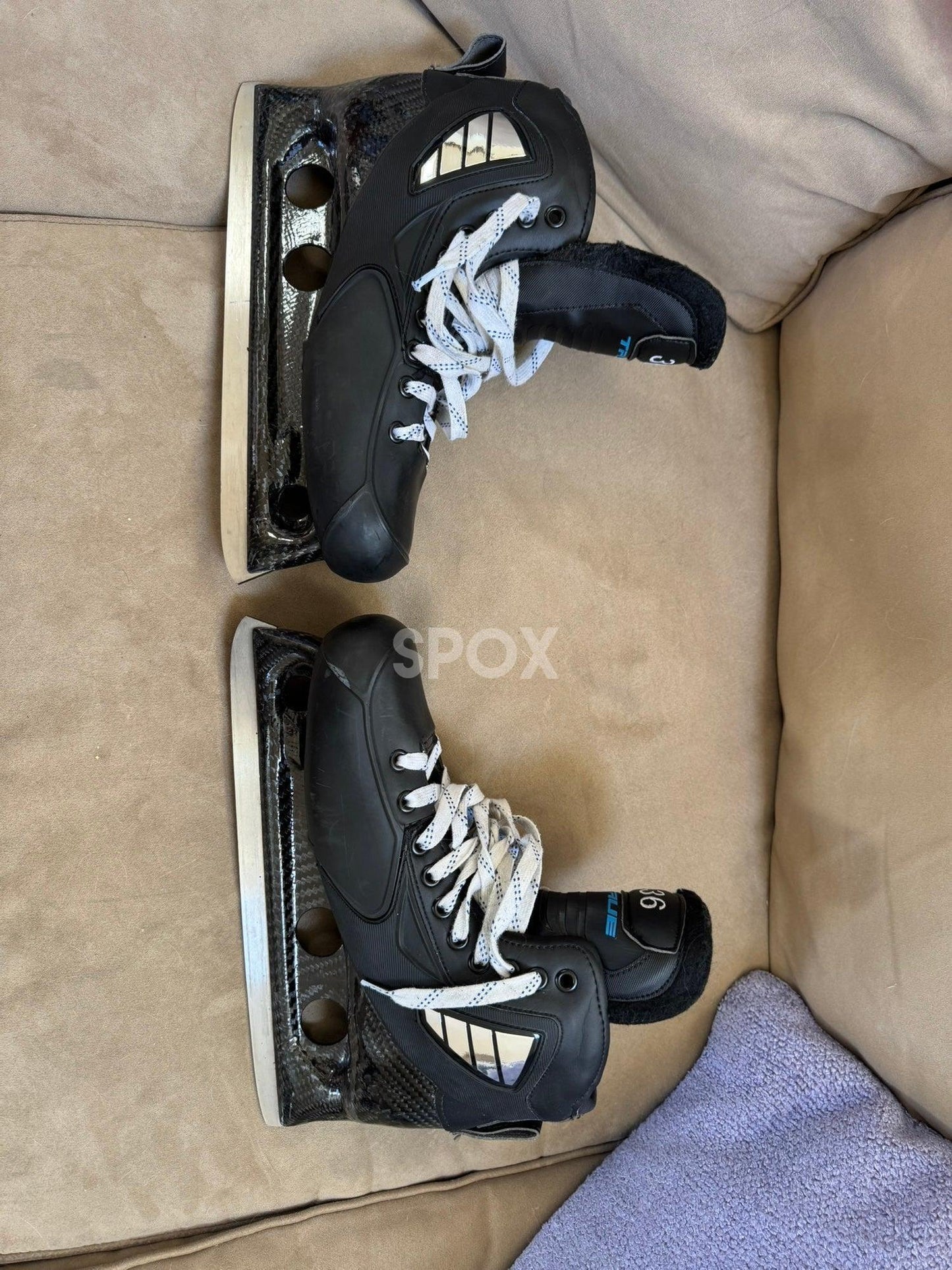 2024 True SVH Pro Two-Piece Goalie Skates – Senior 10 | Regular Width