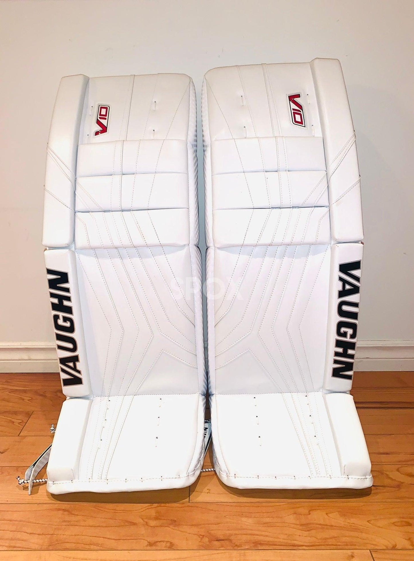Vaughn Velocity V10 Pro Carbon Goalie Leg Pads – 32" Senior +2 | Brand New White