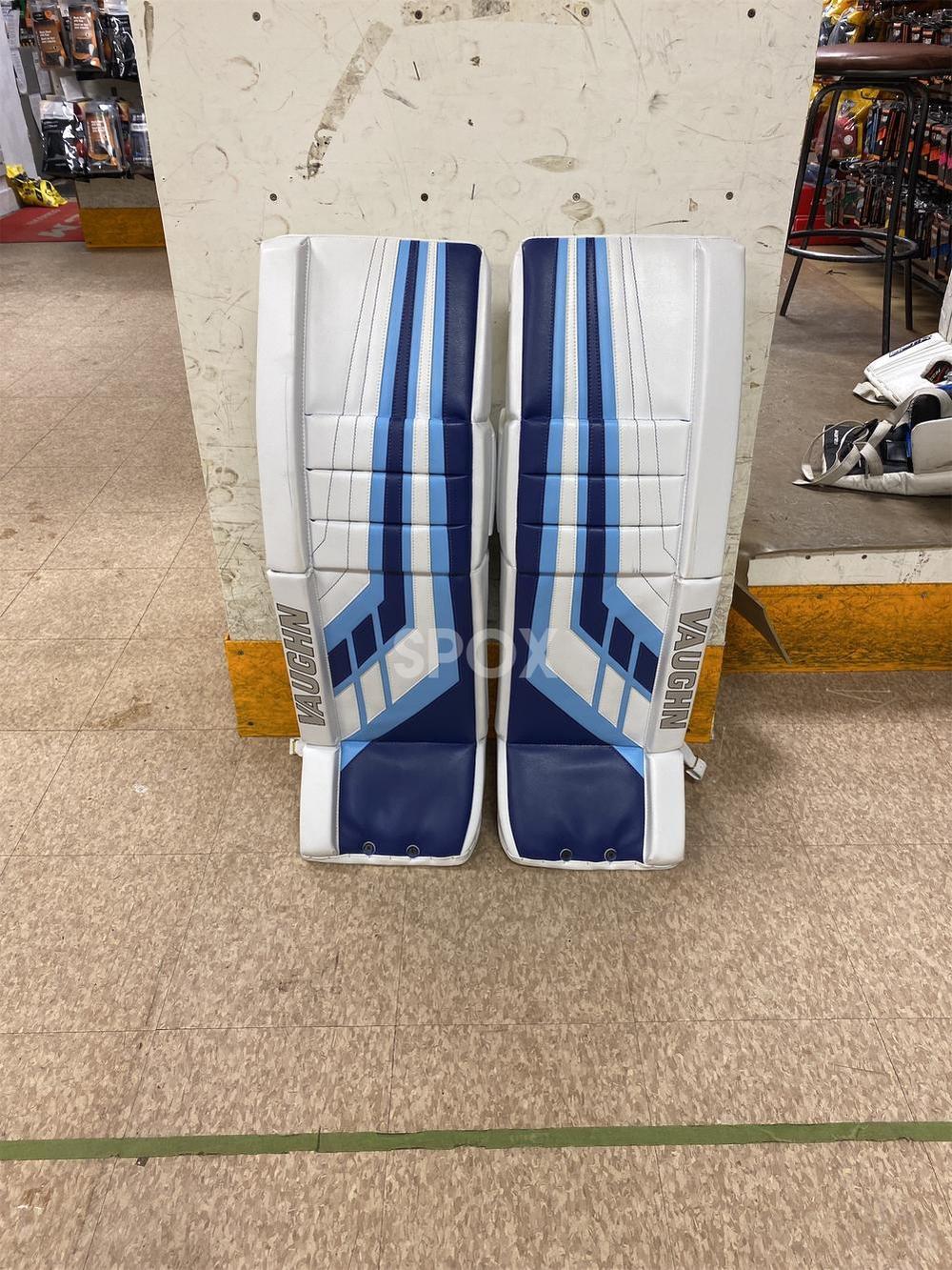 35+2" Vaughn Velocity VE8 Pro Carbon Goalie Leg Pads