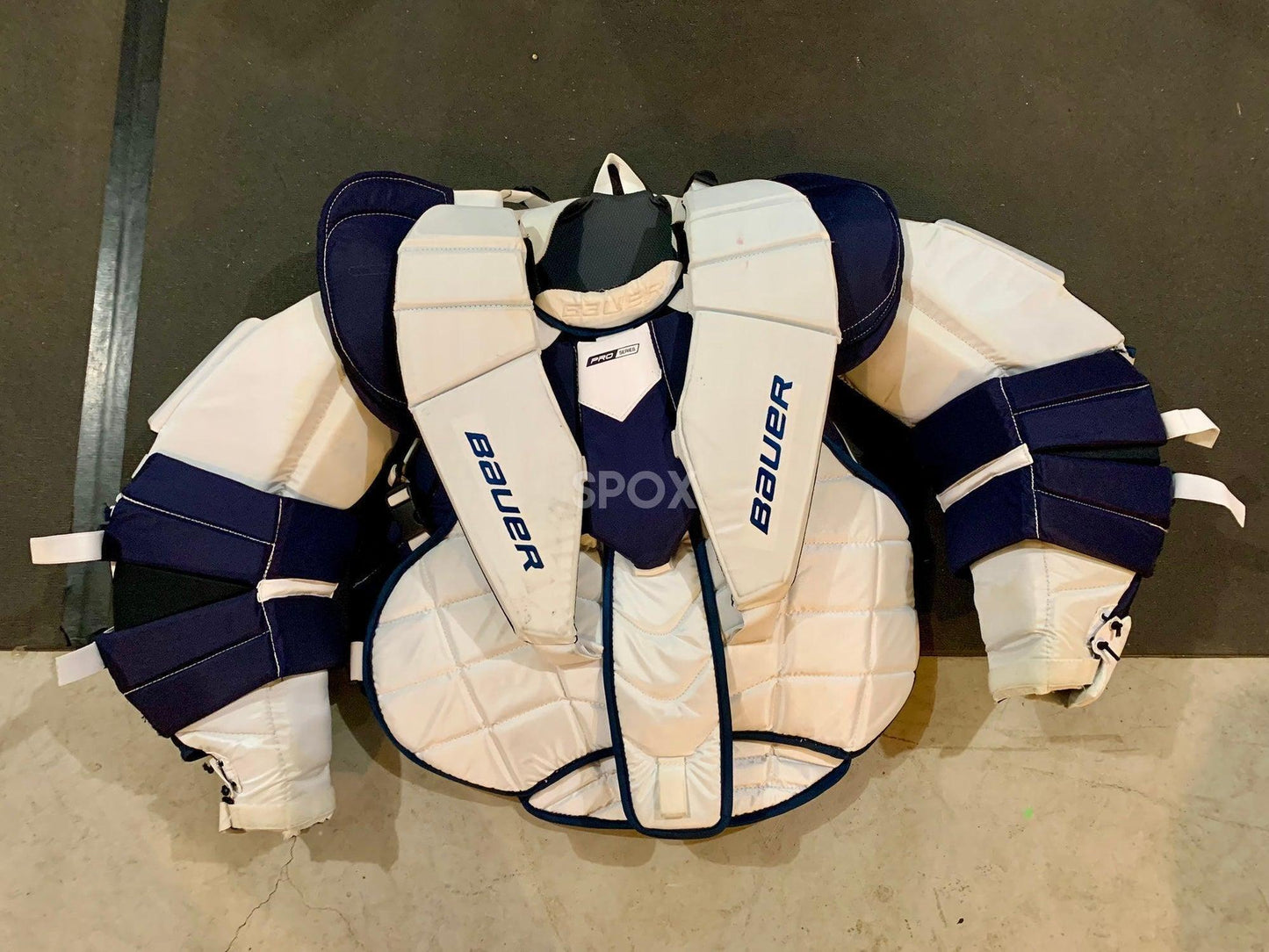 2024 Bauer Pro Series Goalie Chest Protector – Pro Stock | Large