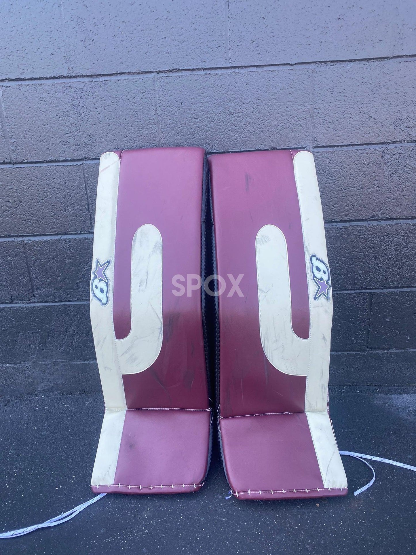 Game-Worn Arizona Coyotes Brian's Pro Stock Optik 3 Goalie Leg Pads – 35" +1