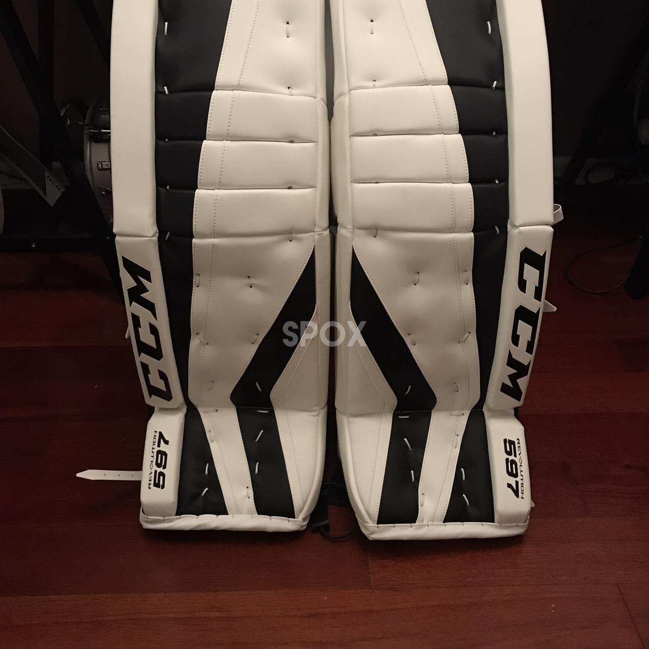 New Senior 34" CCM Revolution 597 Goalie Leg Pads | Never Used | ECO Toe Ties