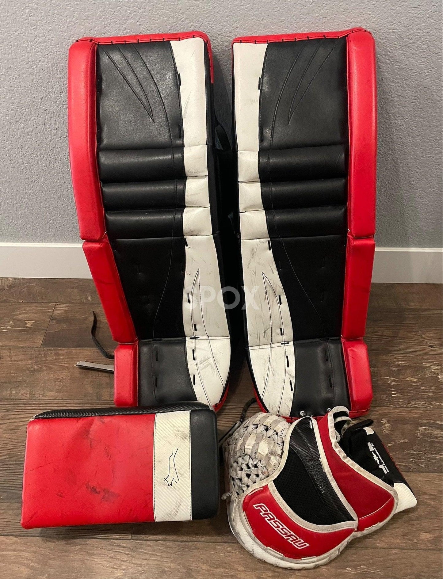 2021 Kenesky Pads & Passau Gloves Goalie Set – Senior Pro Stock | Black