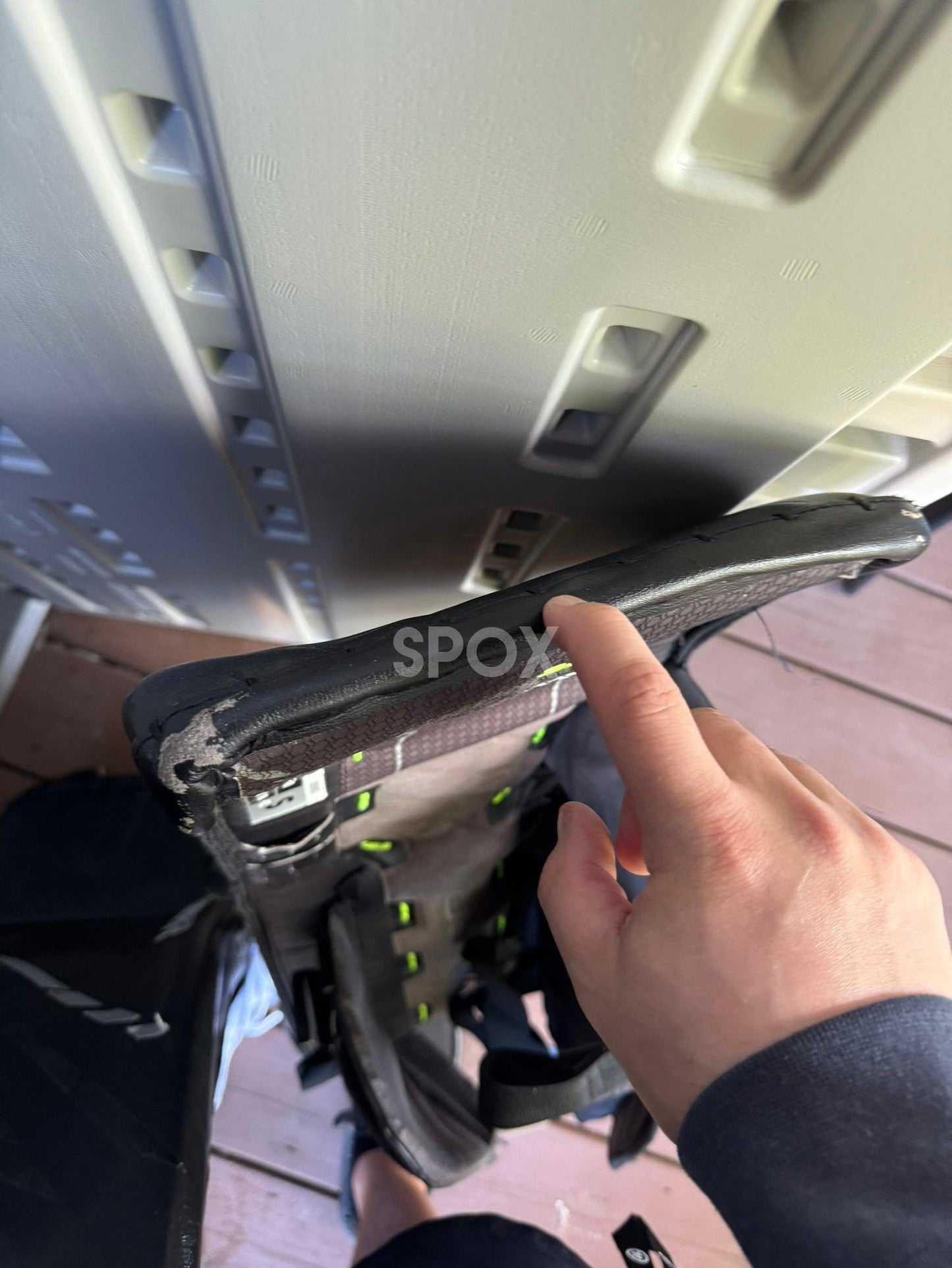 Bauer Hyperlite Senior Goalie Leg Pads – Small | Black