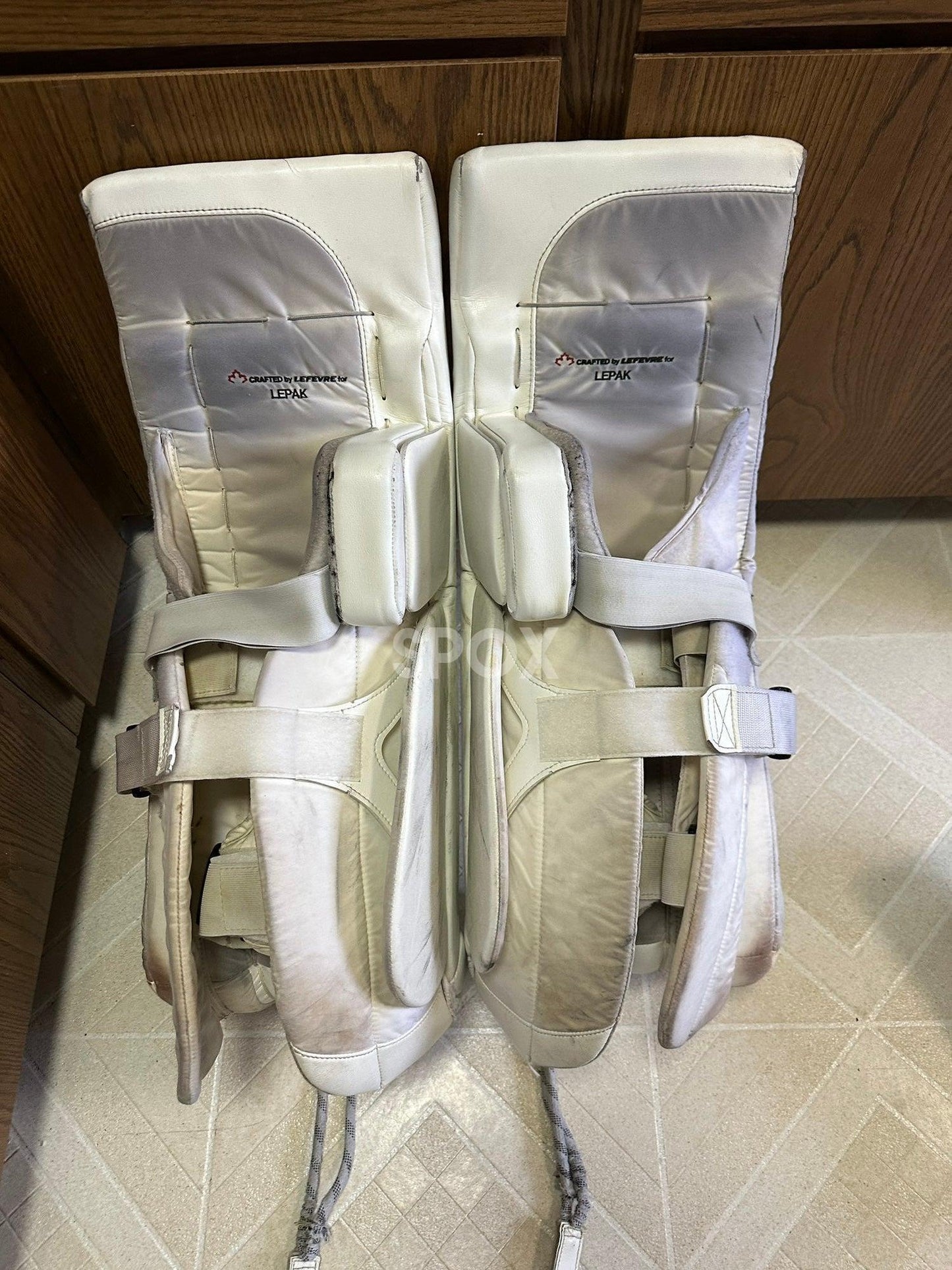 TRUE Pro Stock Catalyst PX3 Goalie Leg Pads (Used) – 34” +2 | Senior | White