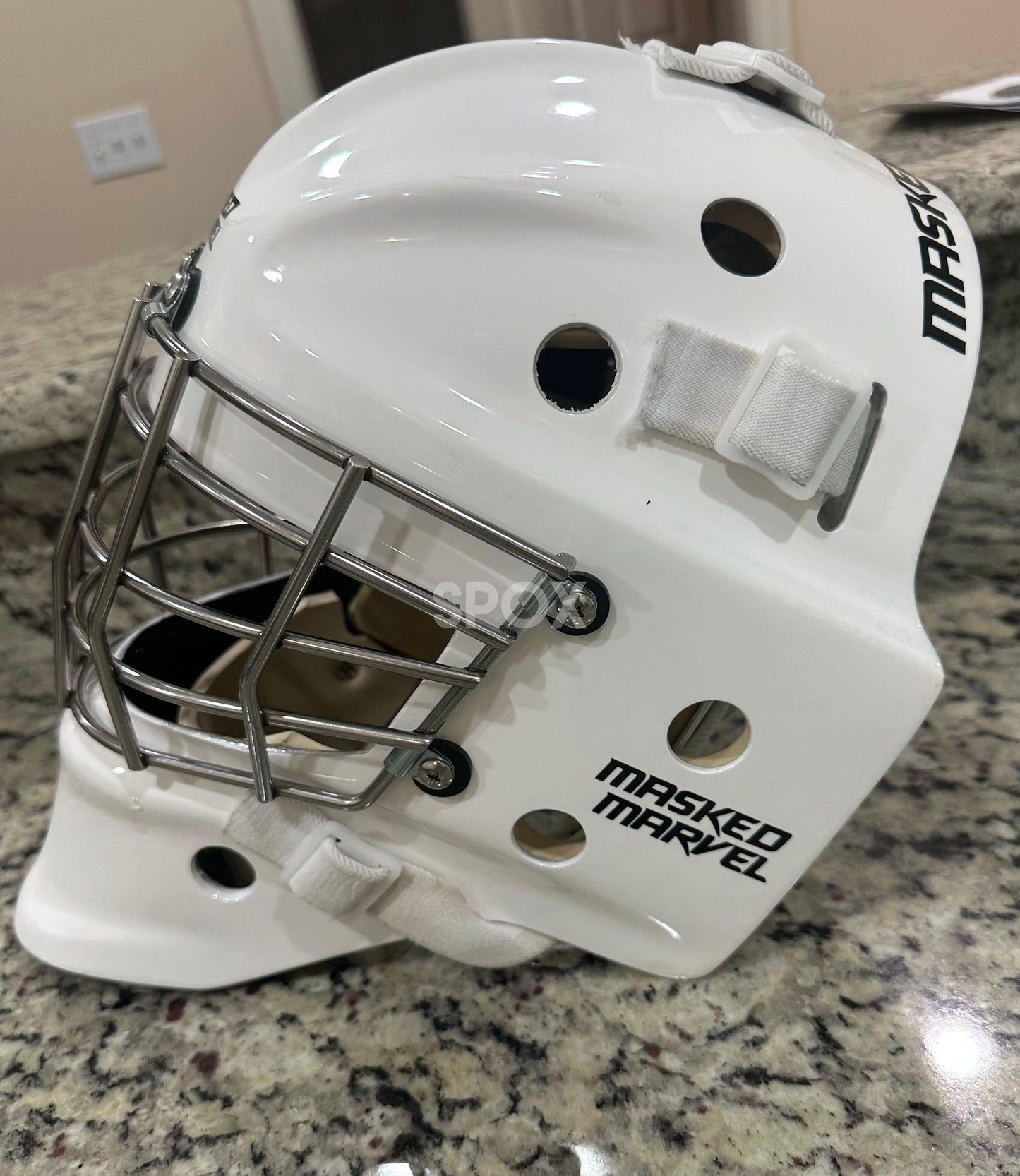 Masked Marvel Goalie Mask – Senior Medium | 2023 Pro Stock White