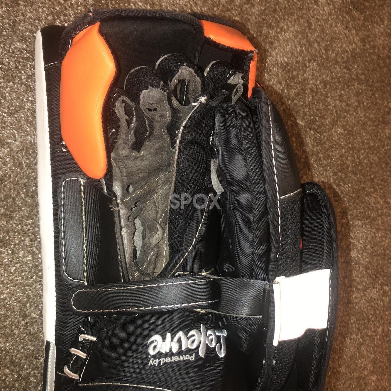 CCM Extreme Flex 3.9 Goalie Full Set – Senior 35" | Regular Hand | Orange | Excellent Performance Gear