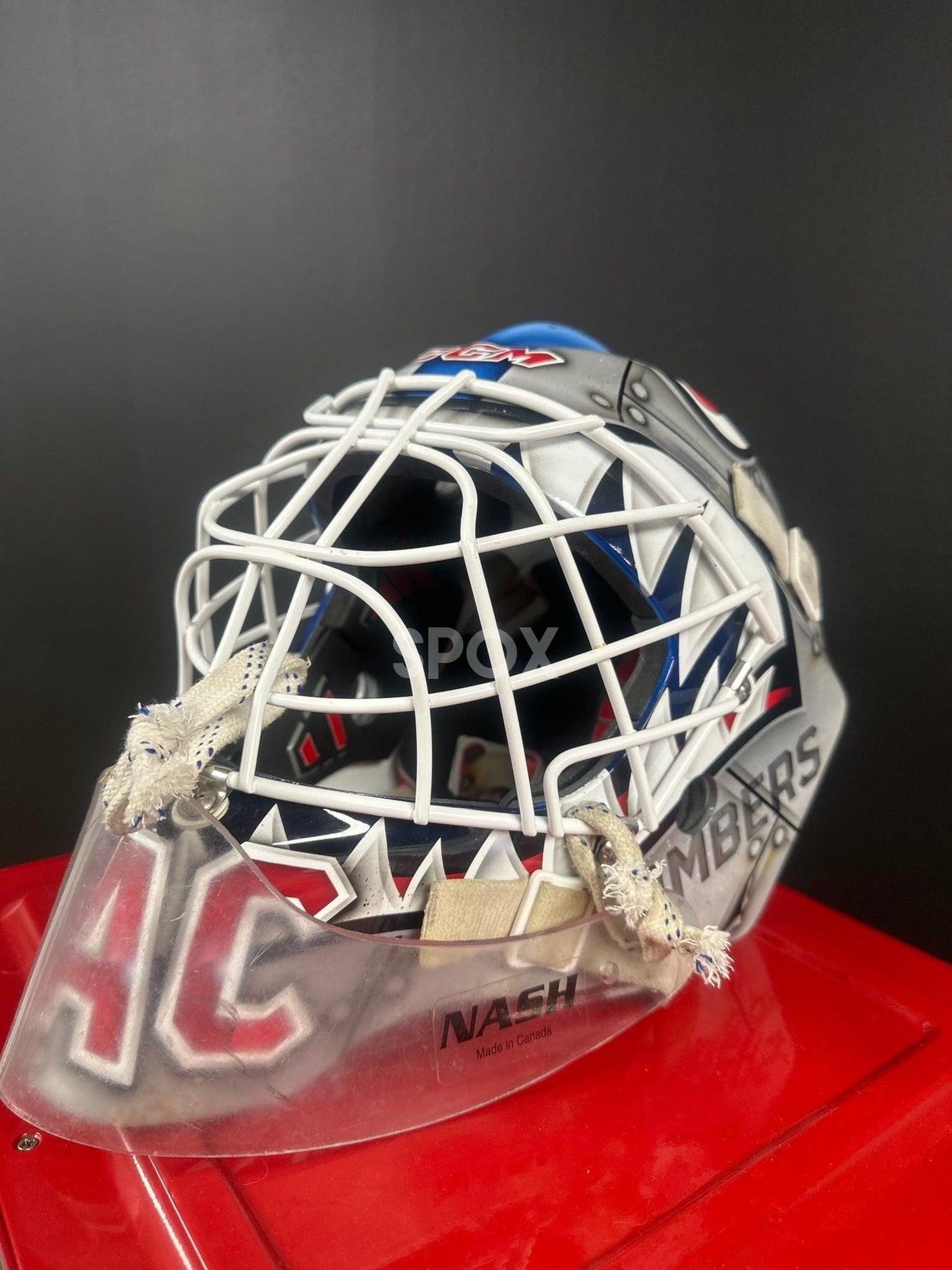 Senior CCM Pro Stock GFL 1.9 Goalie Mask – Game-Ready & Reliable!