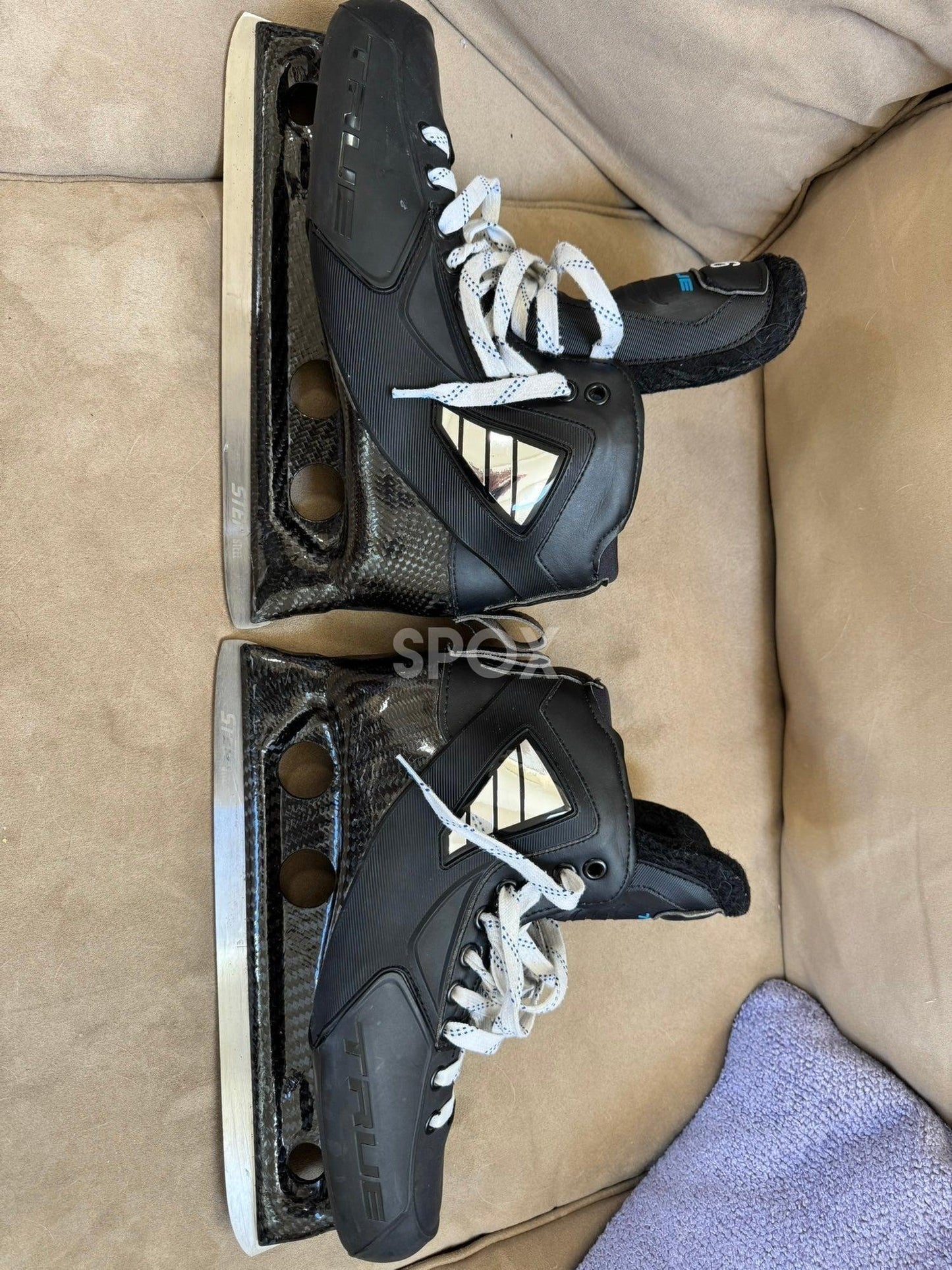 2024 True SVH Pro Two-Piece Goalie Skates – Senior 10 | Regular Width