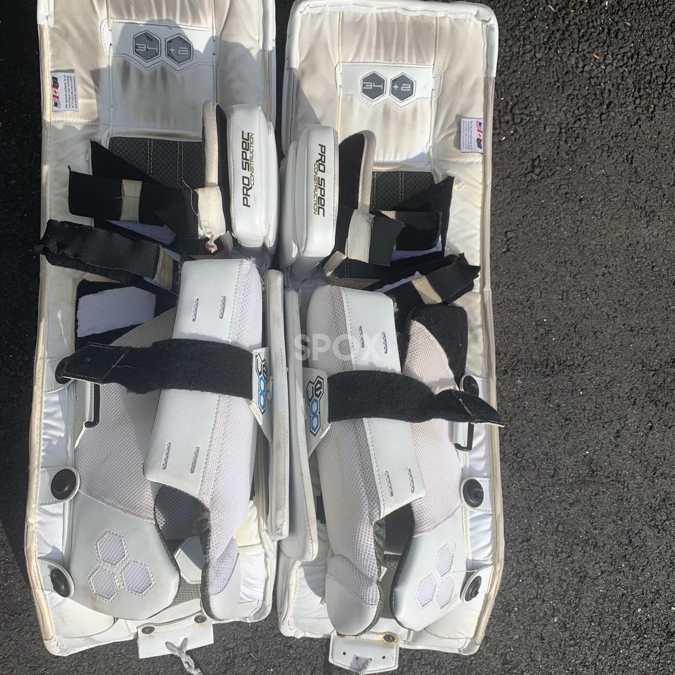 34+2 Vaughn Velocity VE8 Pro Goalie Leg Pads – Senior, White 🏒🥅