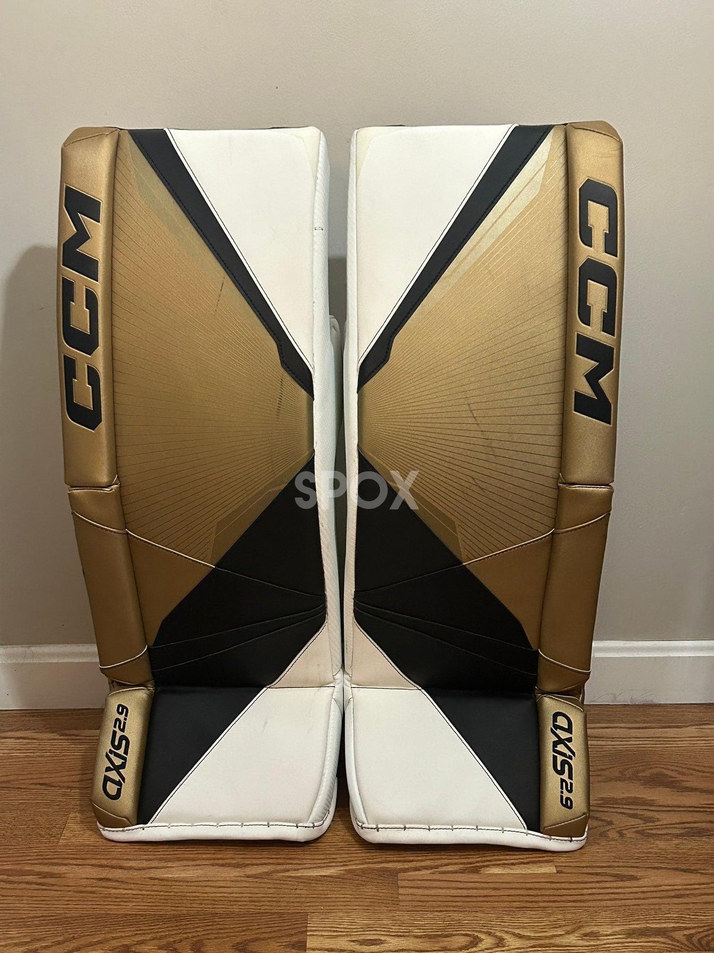 CCM Axis 2.9 Goalie Full Set – 32+1.5 | Gold, Black & White