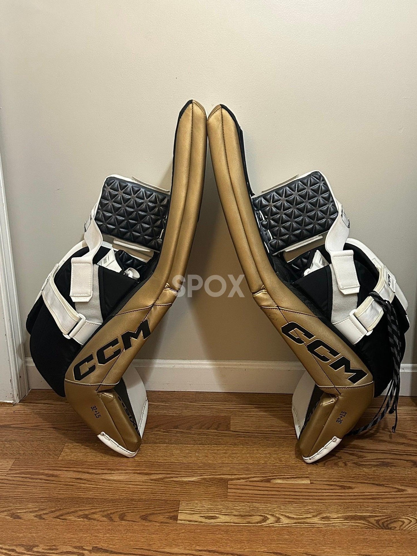 CCM Axis 2.9 Goalie Full Set – 32+1.5 | Gold, Black & White