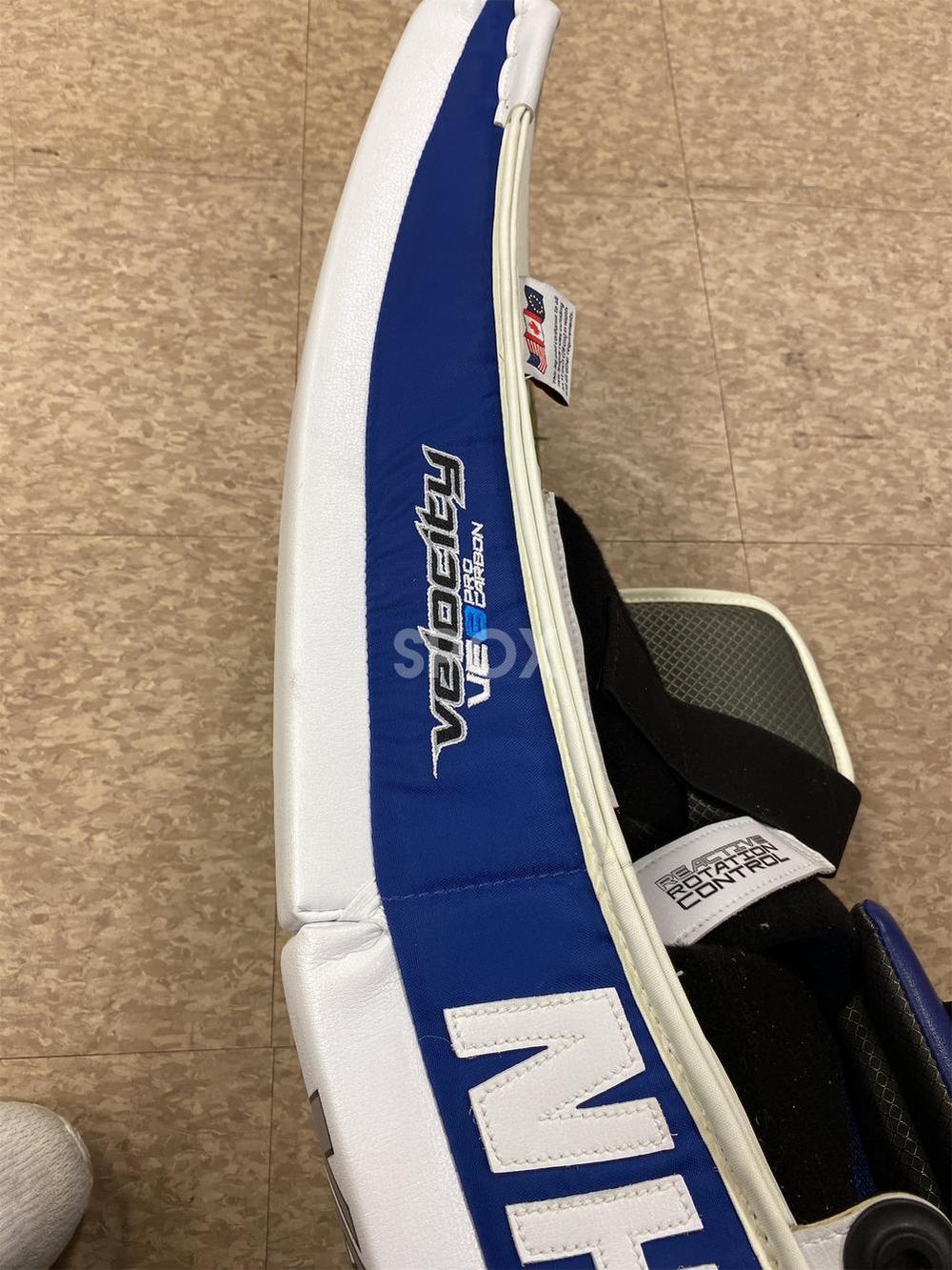 35+2" Vaughn Velocity VE8 Pro Carbon Goalie Leg Pads