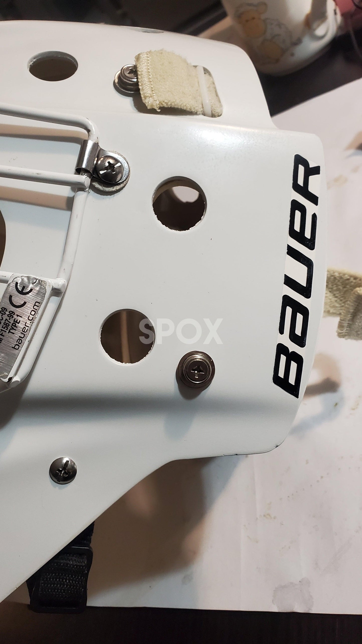 Refurbished Bauer Profile 960 Senior Goalie Mask – Like-New Protection!