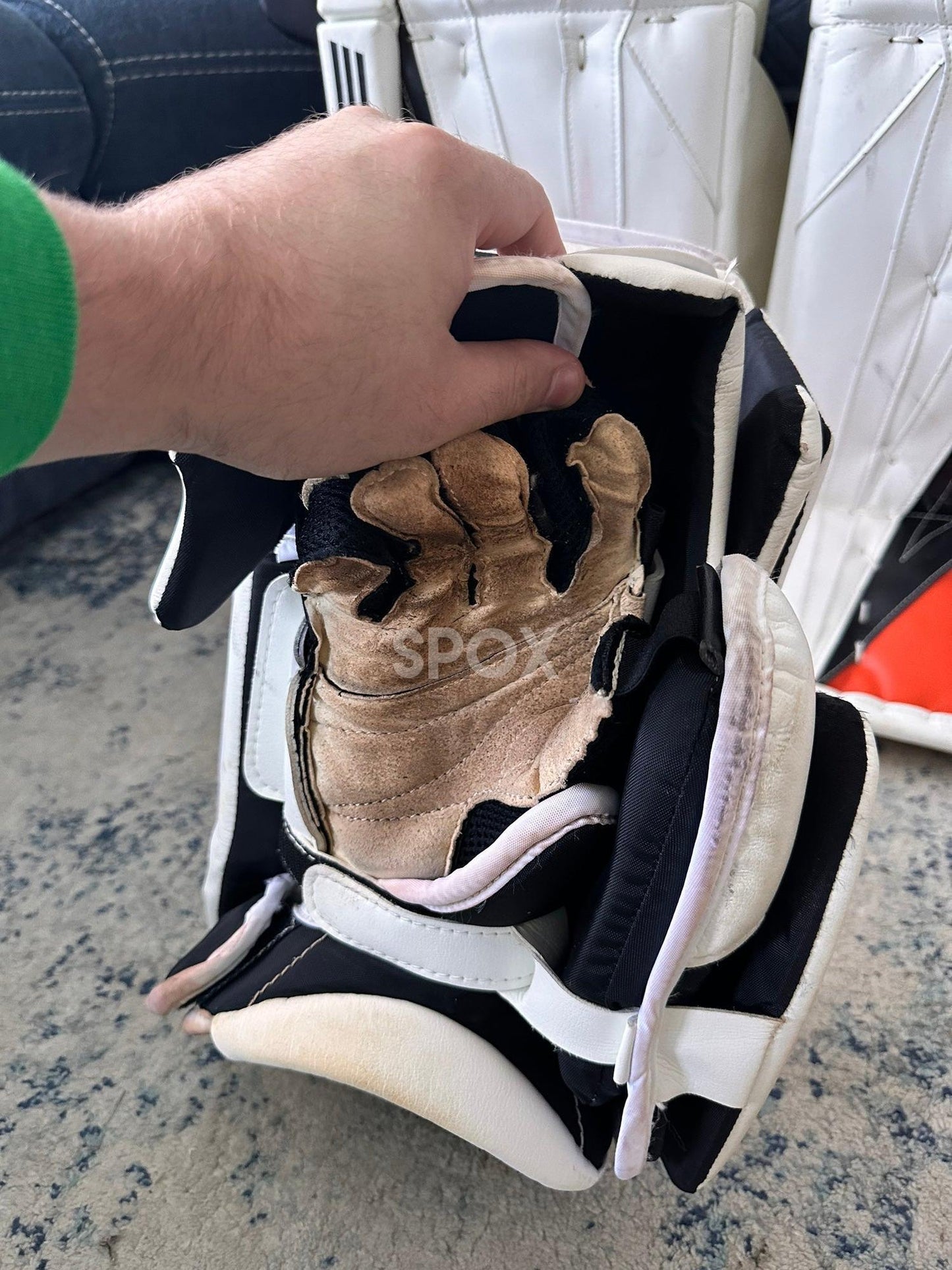 True Catalyst PX3 Pro Stock Full Goalie Set – Senior, 35" White