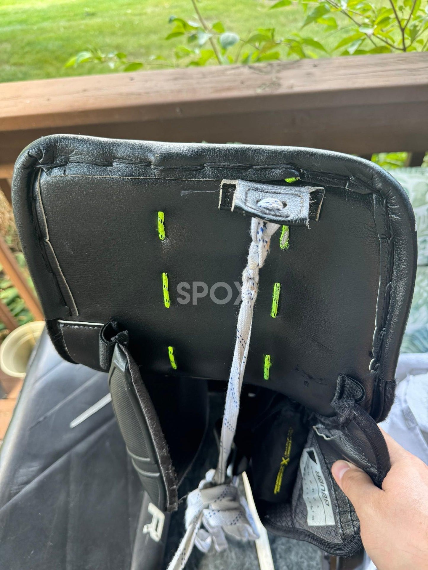 Bauer Hyperlite Senior Goalie Leg Pads – Small | Black