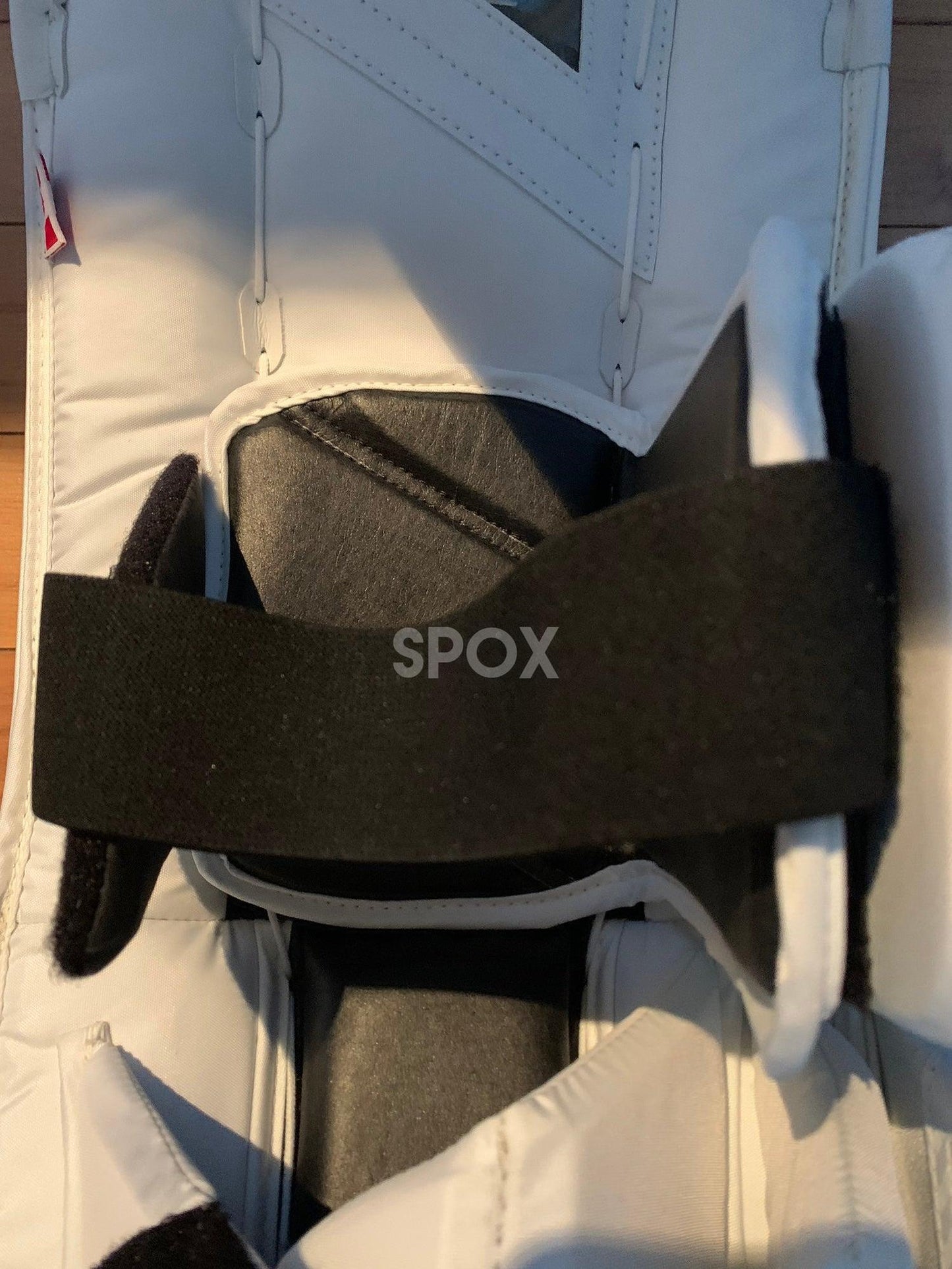 Vaughn Velocity V10 Pro Carbon Goalie Leg Pads – 32" Senior +2 | Brand New White