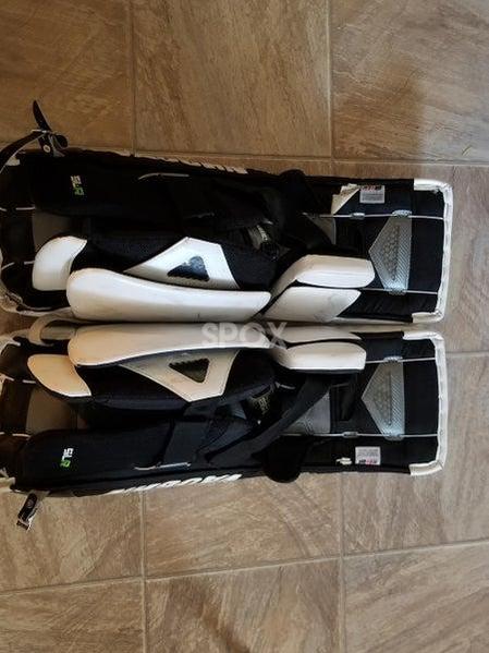 Vaughn Ventus SLR Pro Senior Goalie Leg Pads – 34+2 | Game-Ready!