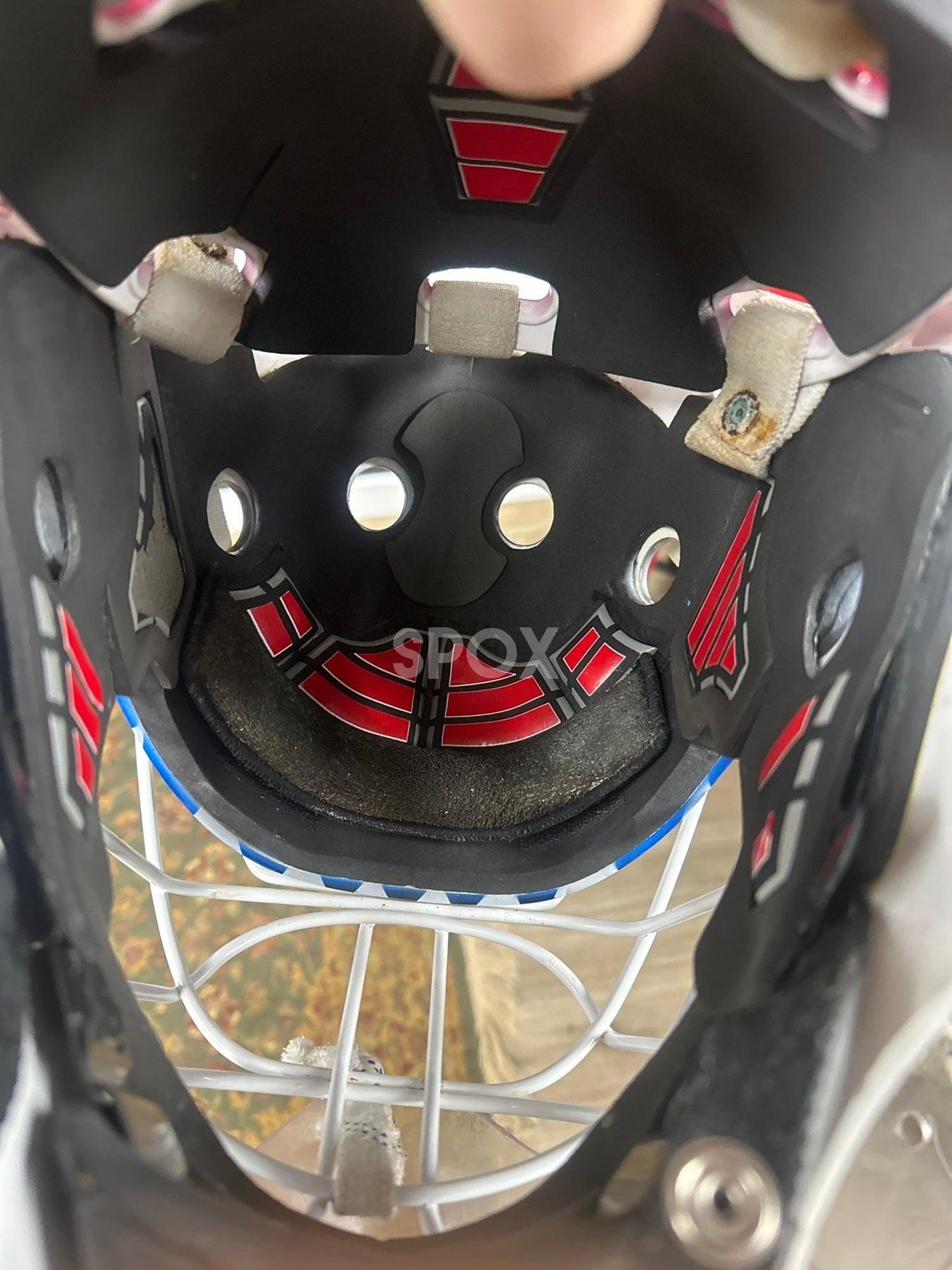 Senior CCM Pro Stock GFL 1.9 Goalie Mask – Game-Ready & Reliable!
