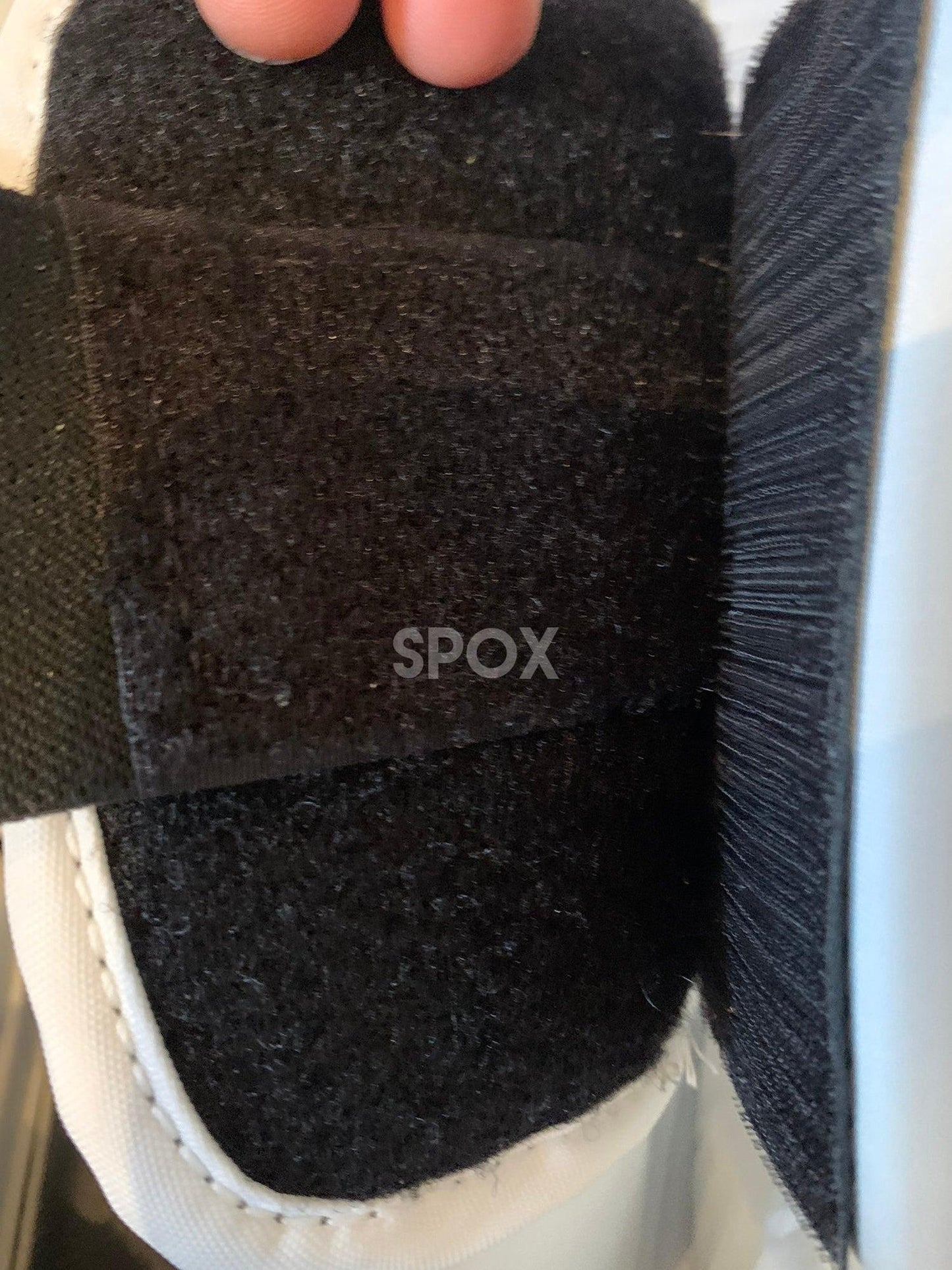 Vaughn Velocity V10 Pro Carbon Goalie Leg Pads – 32" Senior +2 | Brand New White