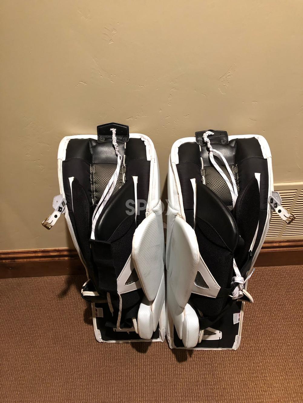 Demo Vaughn SLR Pro Carbon Leg Pads – Senior 34" | Ready for the Crease!