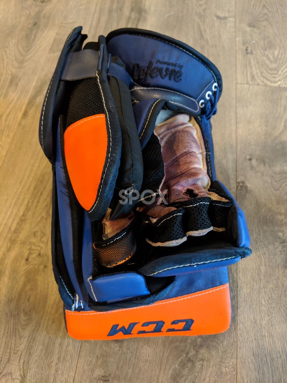 CCM Extreme Flex III Goalie Pads – Senior 32" | Regular Hand | Blue