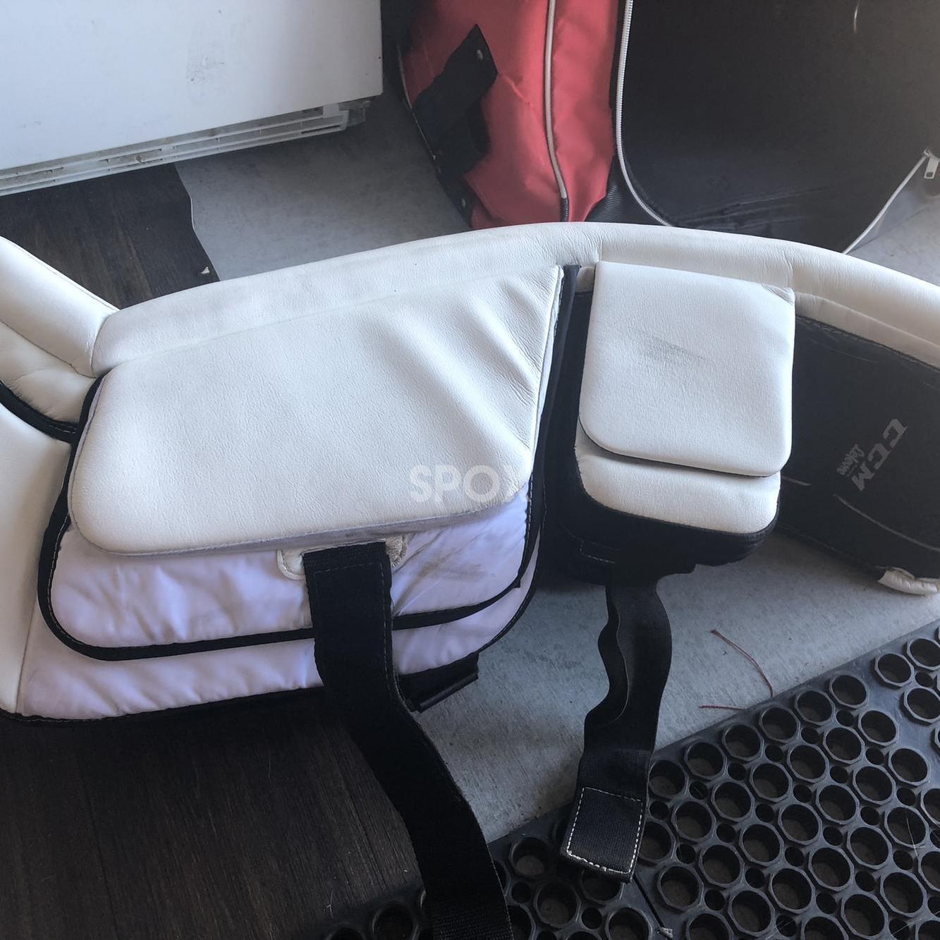 CCM Premier II Pro Goalie Full Set – Senior 35" Regular | Pro Stock | White