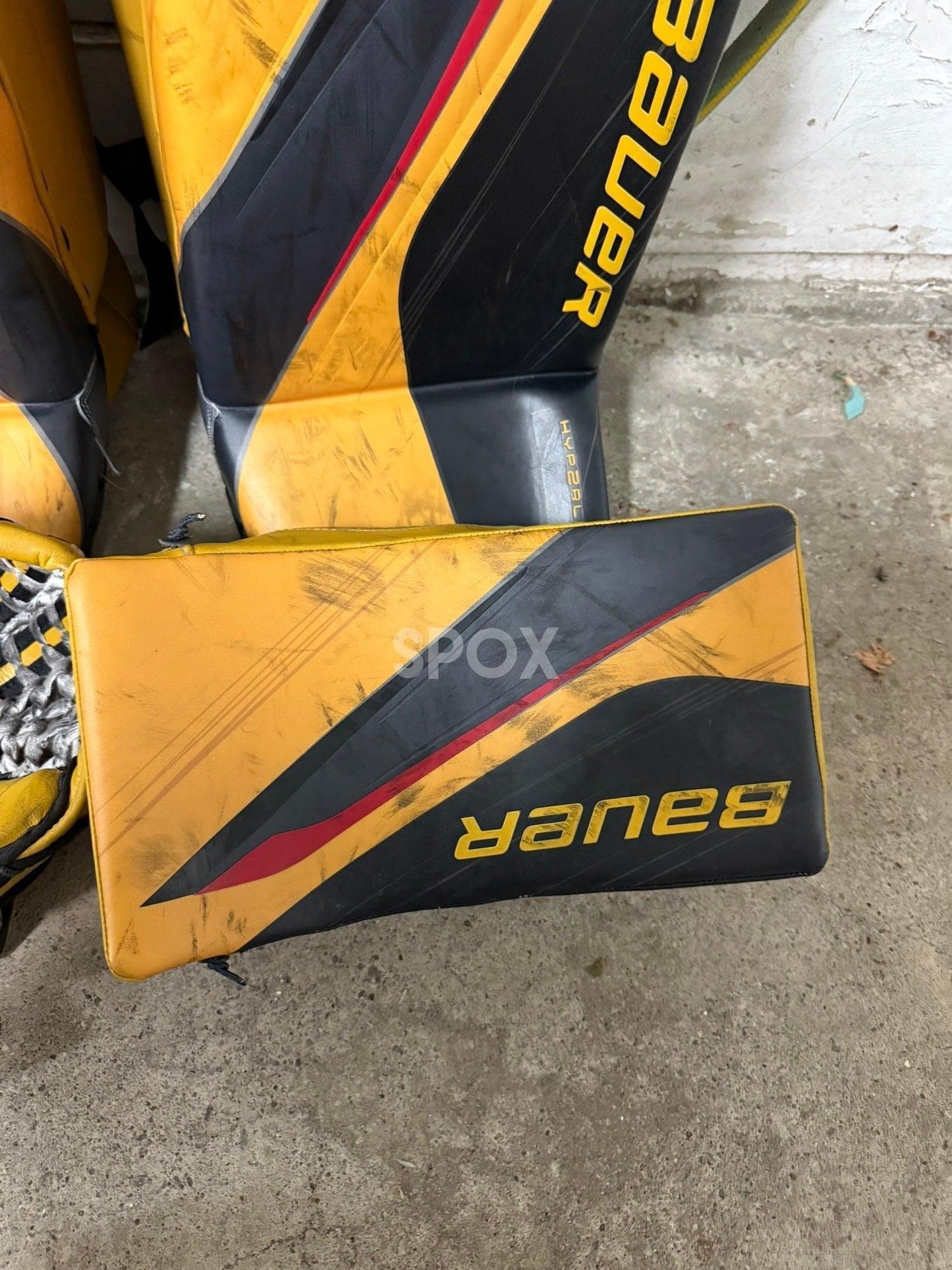 Bauer Hyperlite 2 Senior Goalie Full Set – 33" | Regular Hand | Yellow | Used