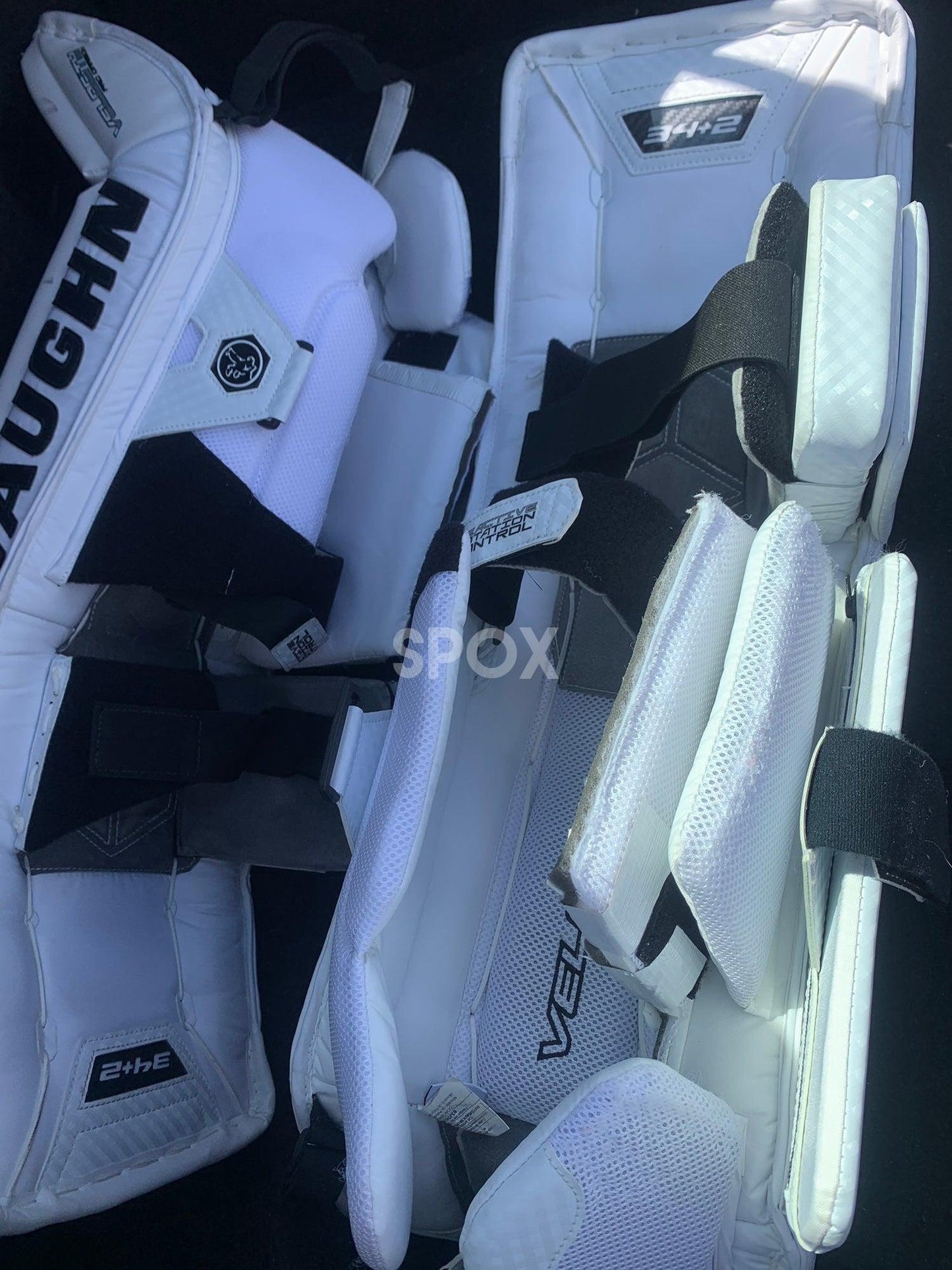 Vaughn Velocity V9 Pro Carbon Goalie Leg Pads – 34" Senior +2 | Game-Ready White