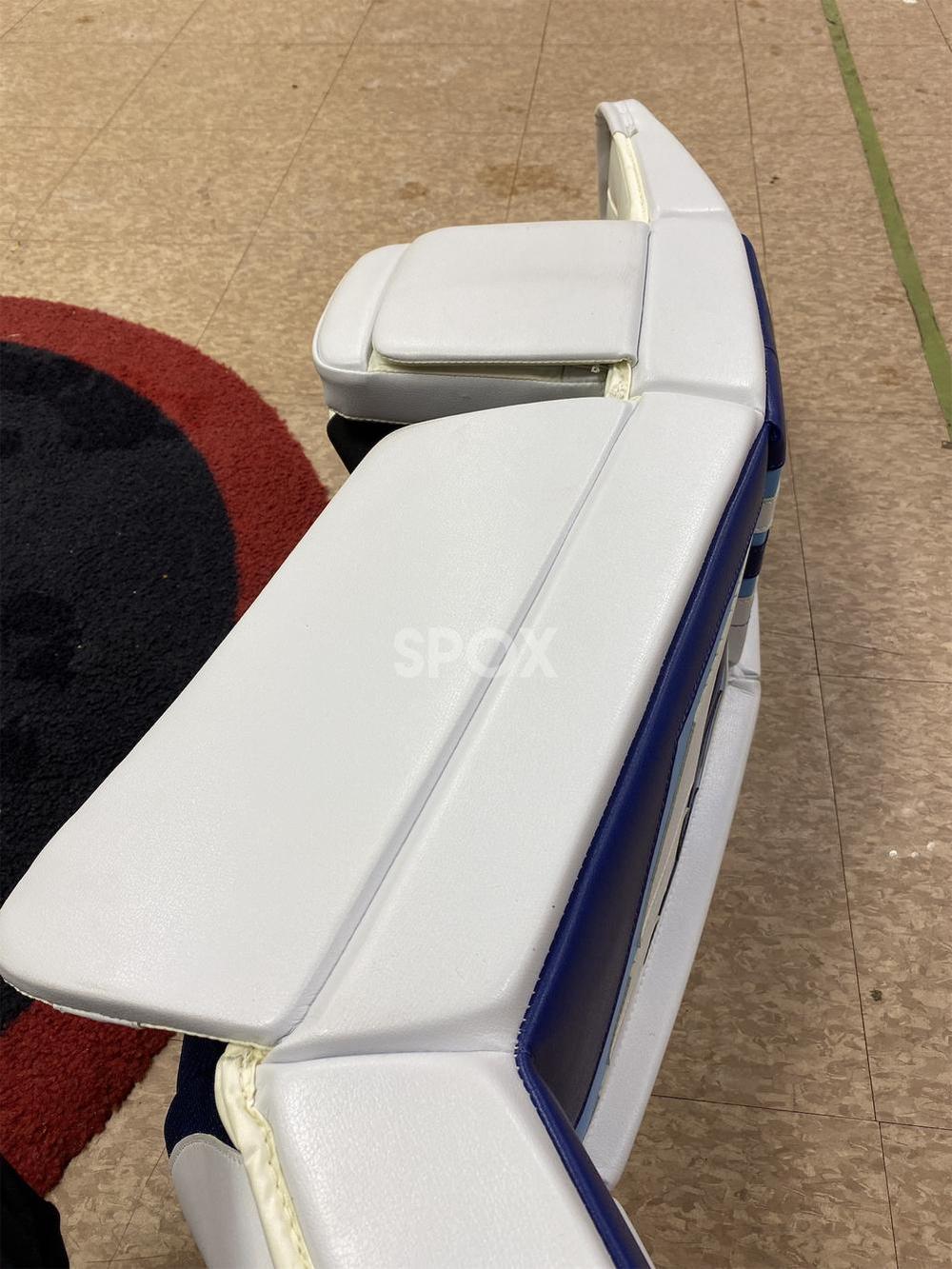 35+2" Vaughn Velocity VE8 Pro Carbon Goalie Leg Pads