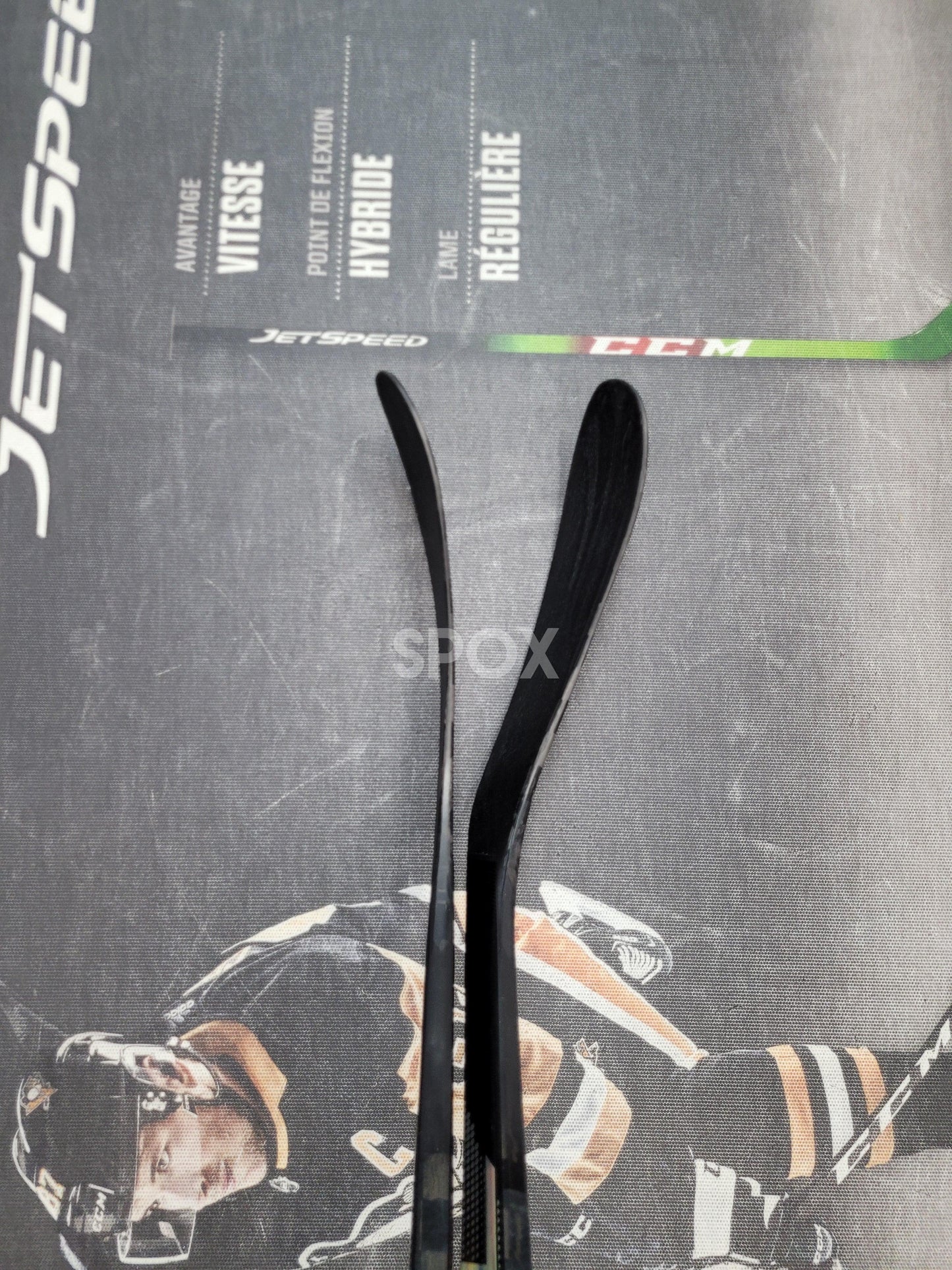 2 Pack – True Hzrdus 9x4 Pro Stock Hockey Sticks – RH P28 – 75 Flex (NEW)