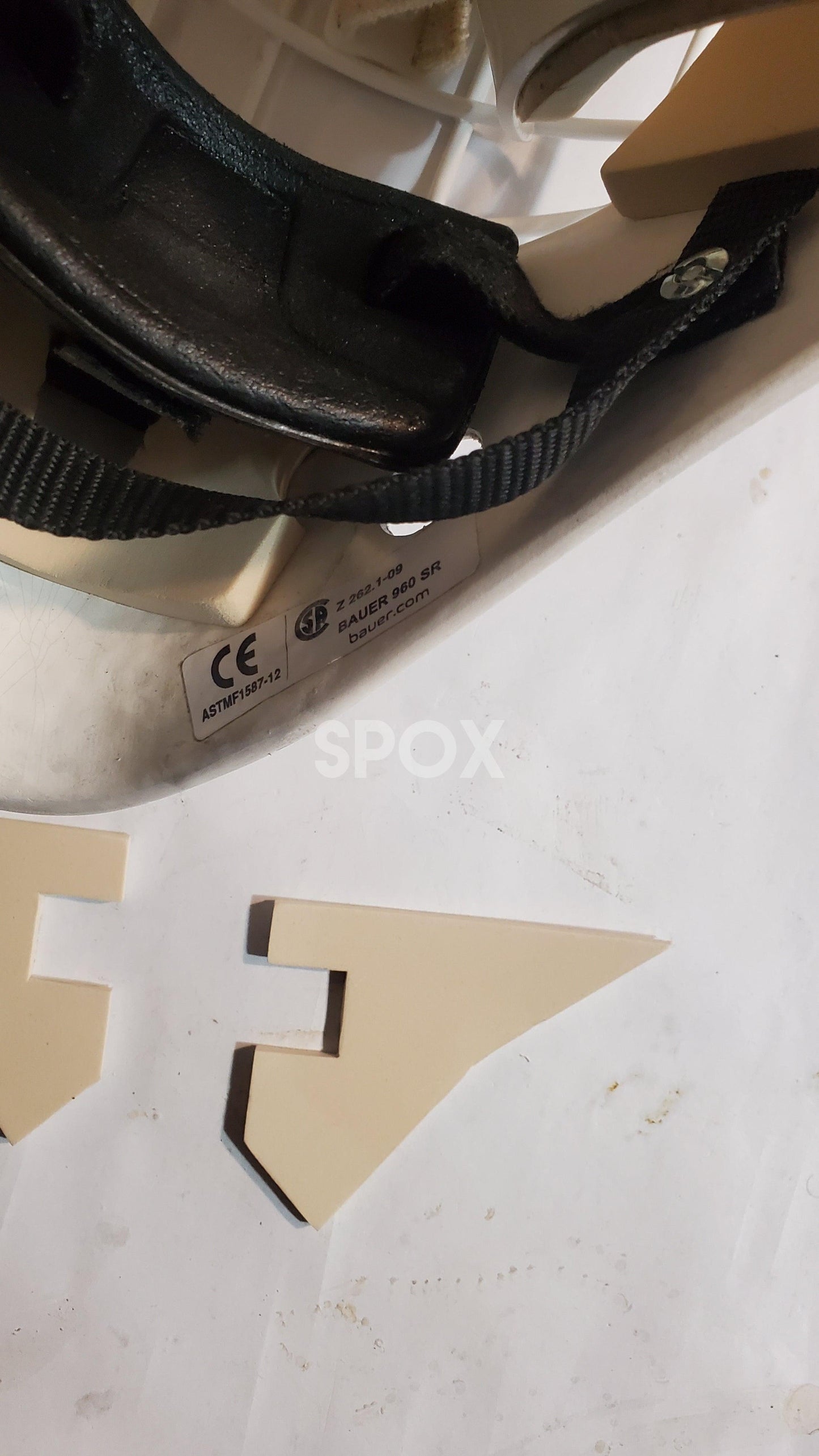 Refurbished Bauer Profile 960 Senior Goalie Mask – Like-New Protection!