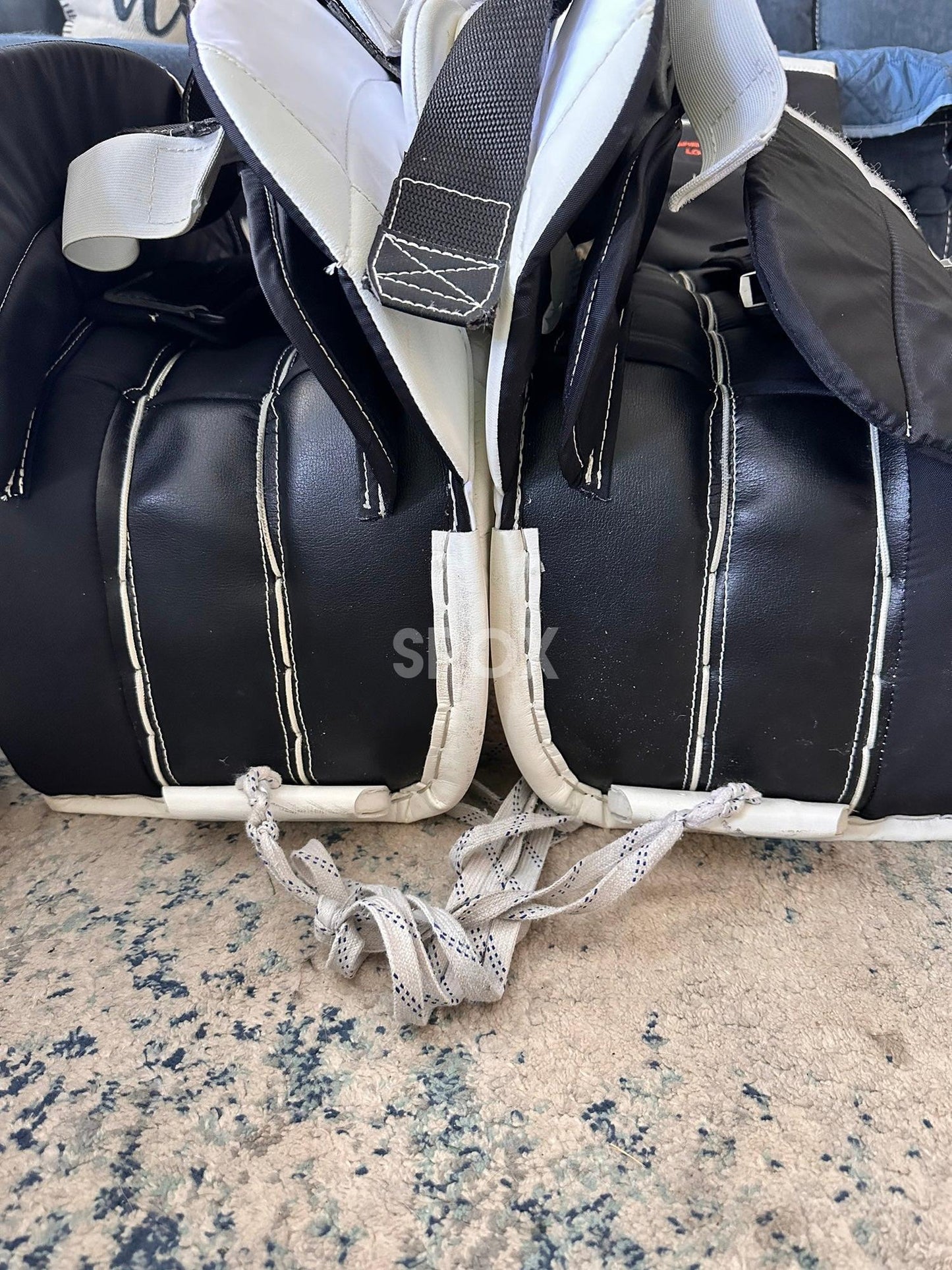 True Catalyst PX3 Pro Stock Full Goalie Set – Senior, 35" White