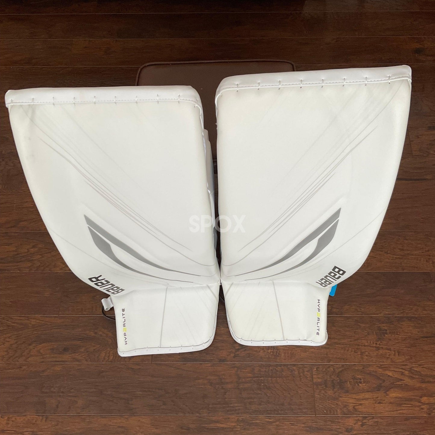 NEW Bauer Hyperlite 2 Goalie Pads – All White – Large (35+1)