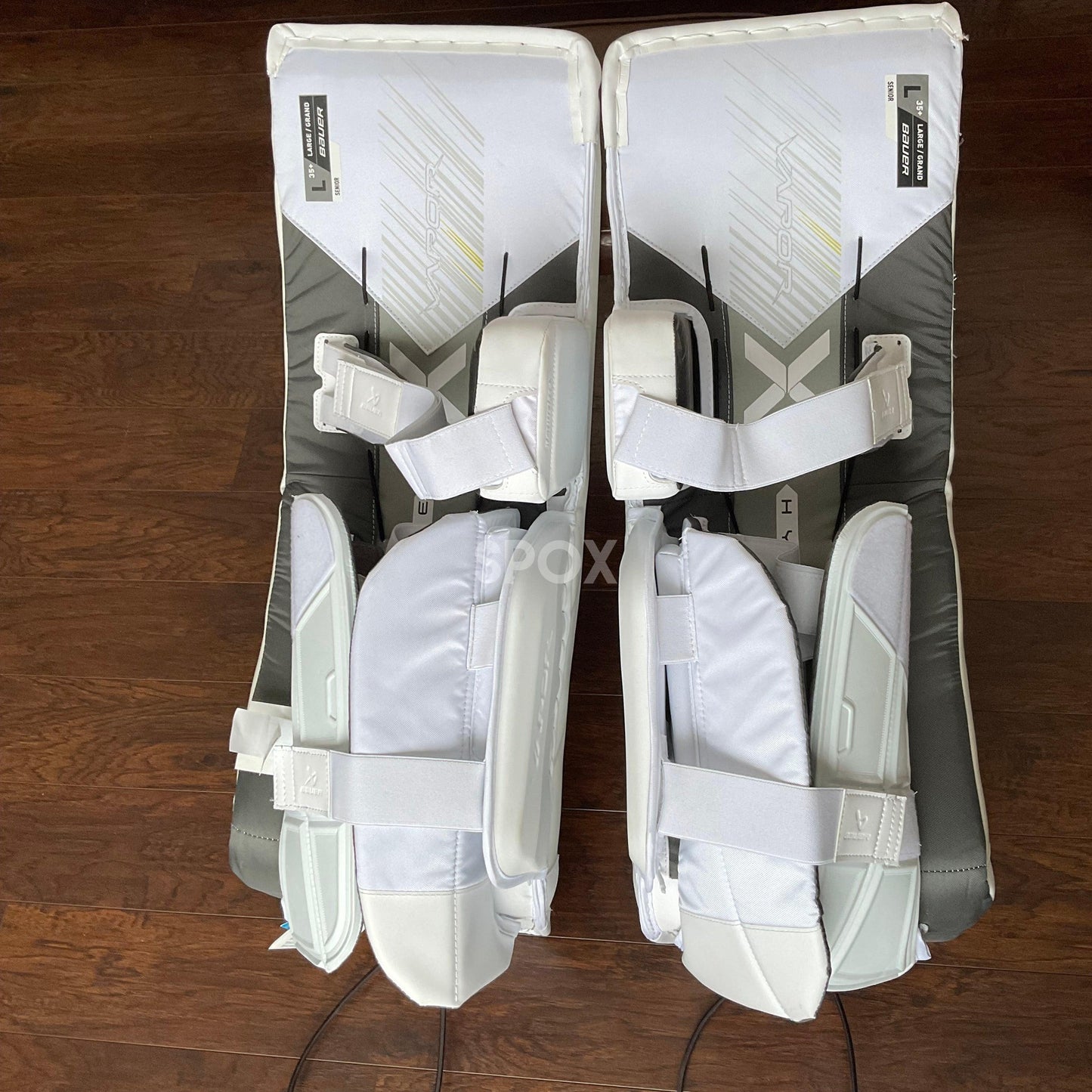 NEW Bauer Hyperlite 2 Goalie Pads – All White – Large (35+1)