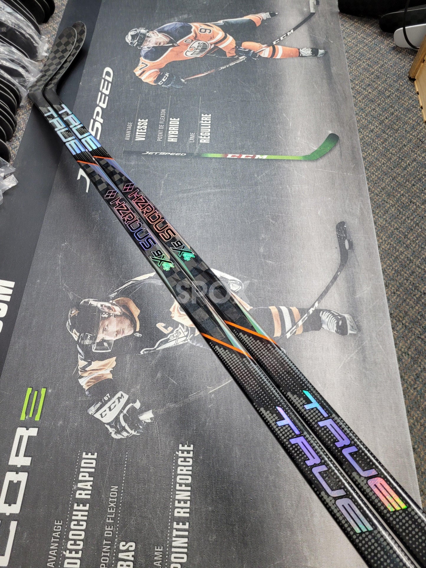 2 Pack – True Hzrdus 9x4 Pro Stock Hockey Sticks – RH P28 – 75 Flex (NEW)