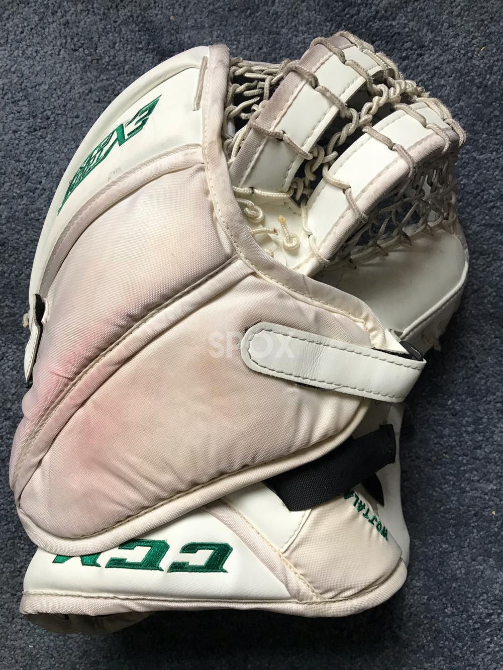 CCM Extreme Flex III Leg Pads + Glove/Blocker (Pro Stock) – Senior 35" | Excellent Condition