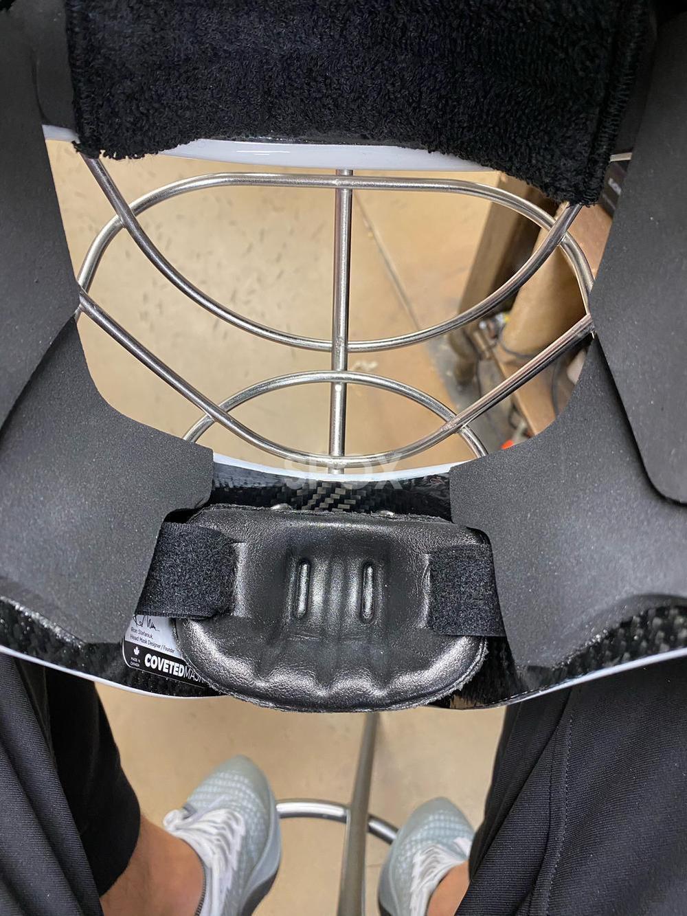 Senior Coveted Mask 905 Pro Goalie Mask (Fits 22–23”) | Carbon Fiber, Fiberglass Kevlar | Includes Mask Bag