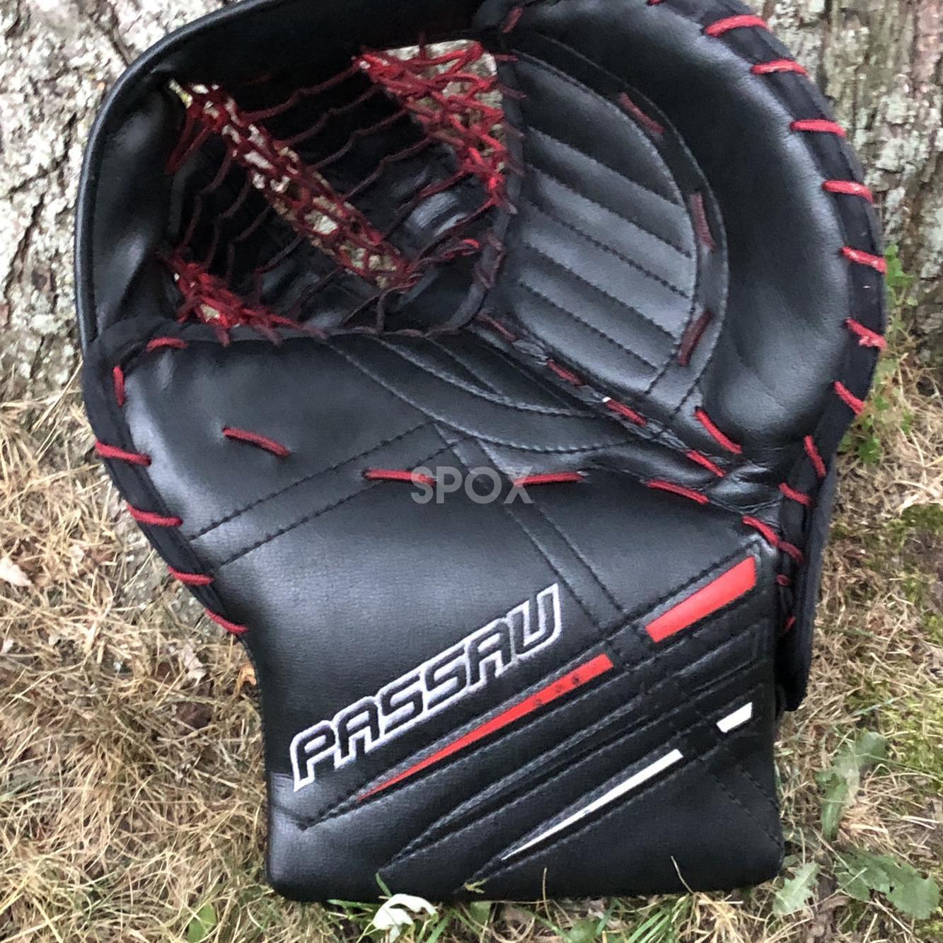 Passau Axiom Goalie Full Set – Senior 34"+2 | Black/White/Red | Great Condition