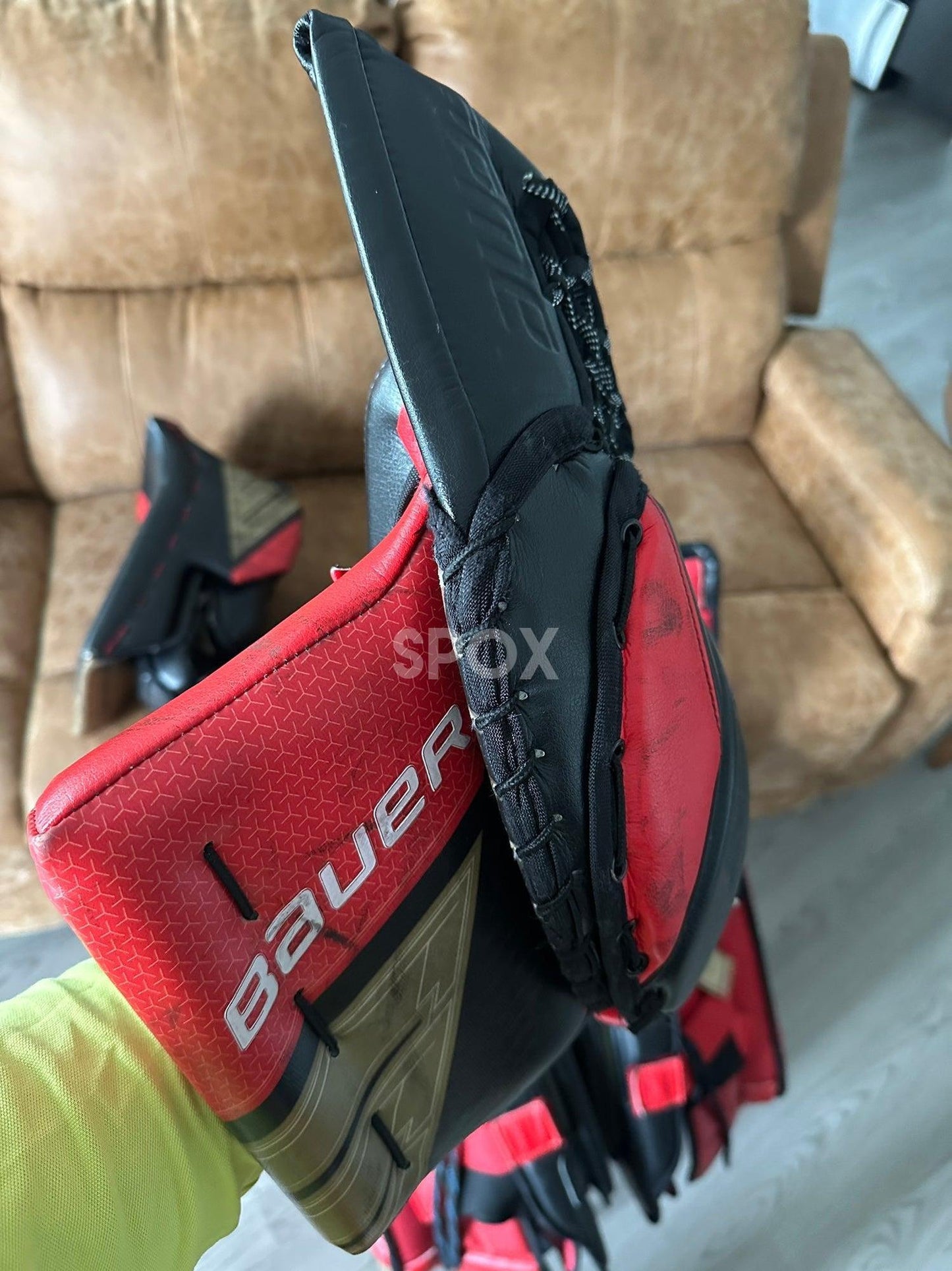 TGN Bauer Ultrasonic Goalie Full Set – Senior Large | Hot Rebounds!